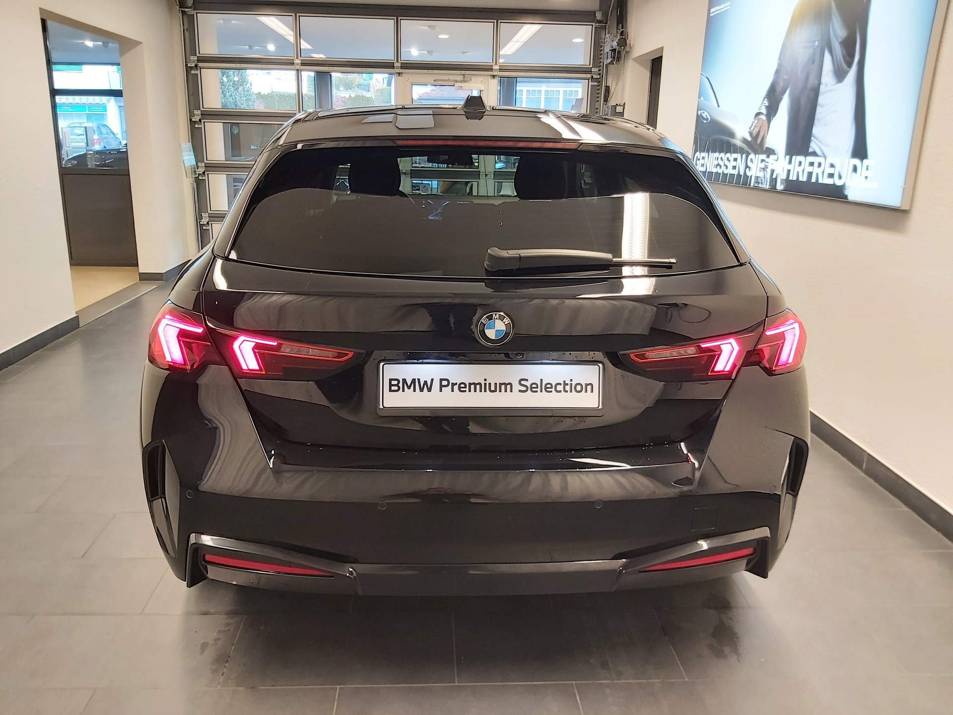 BMW 116-image-6