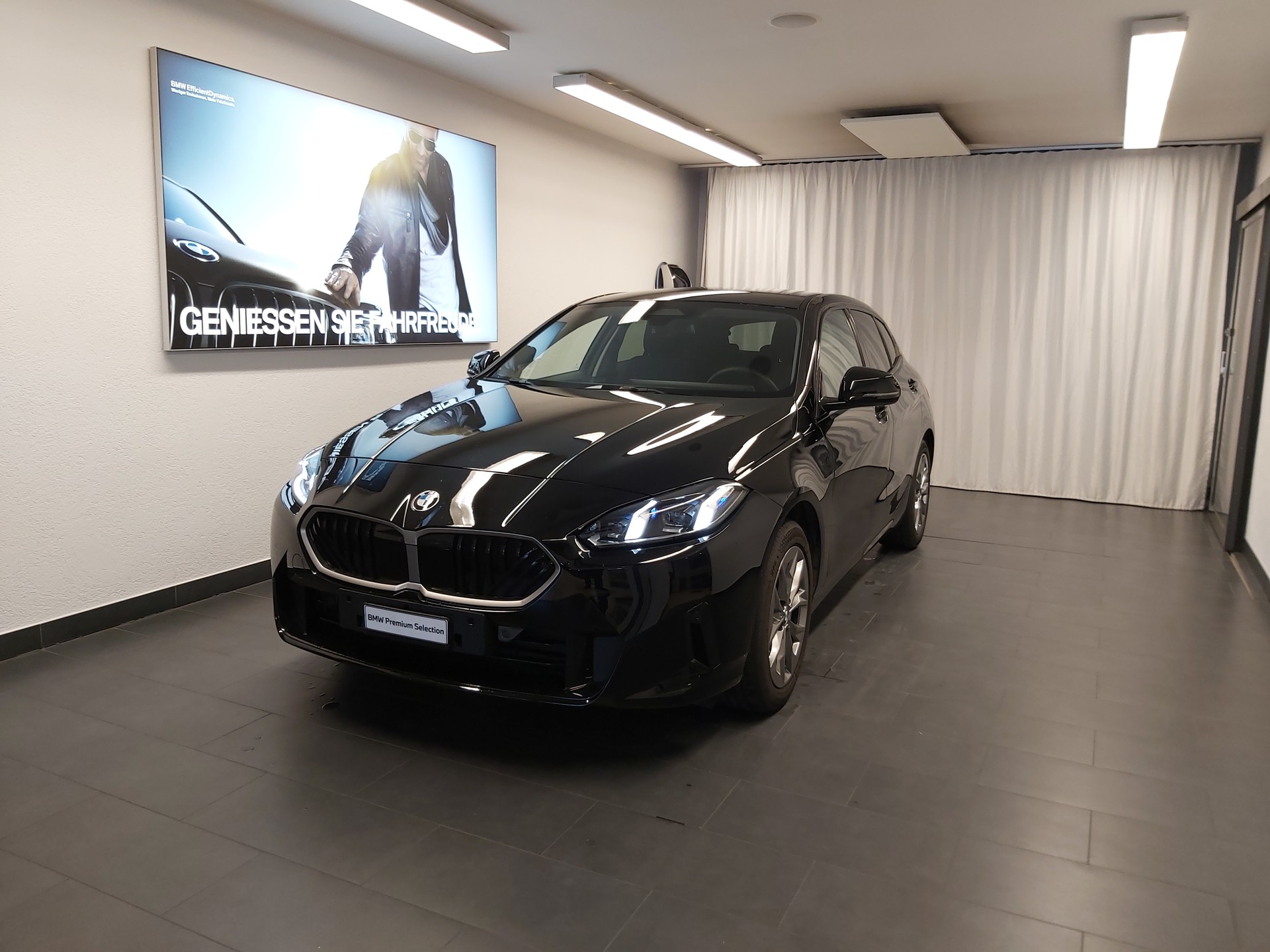 BMW 116-image-0