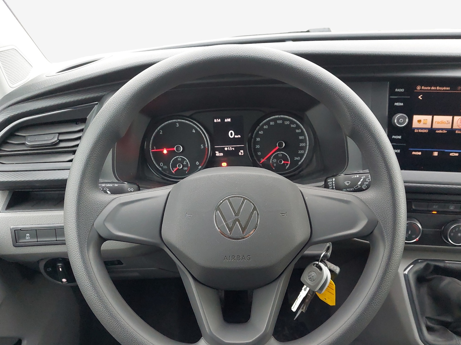 VW T6.1 2.0 TDI 4Motion-image-9