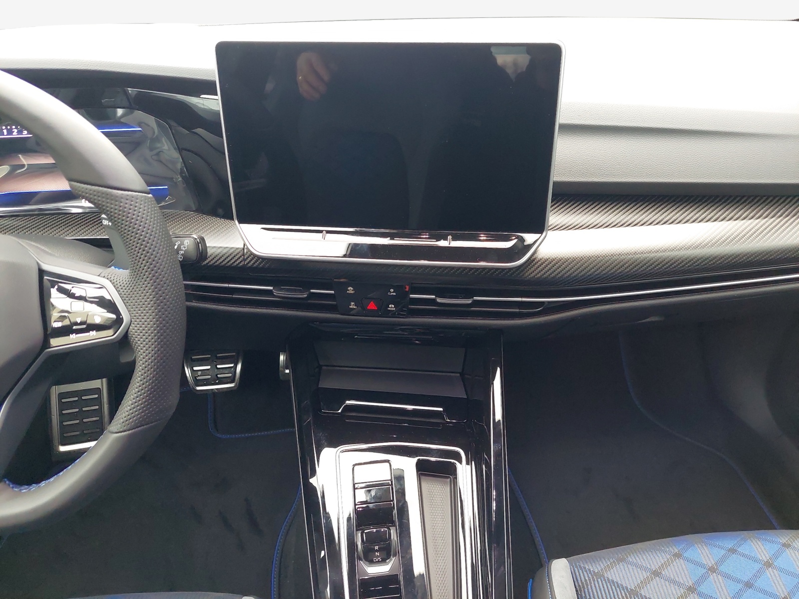 VW Golf 2.0 TSI R DSG 4 Motion-image-10