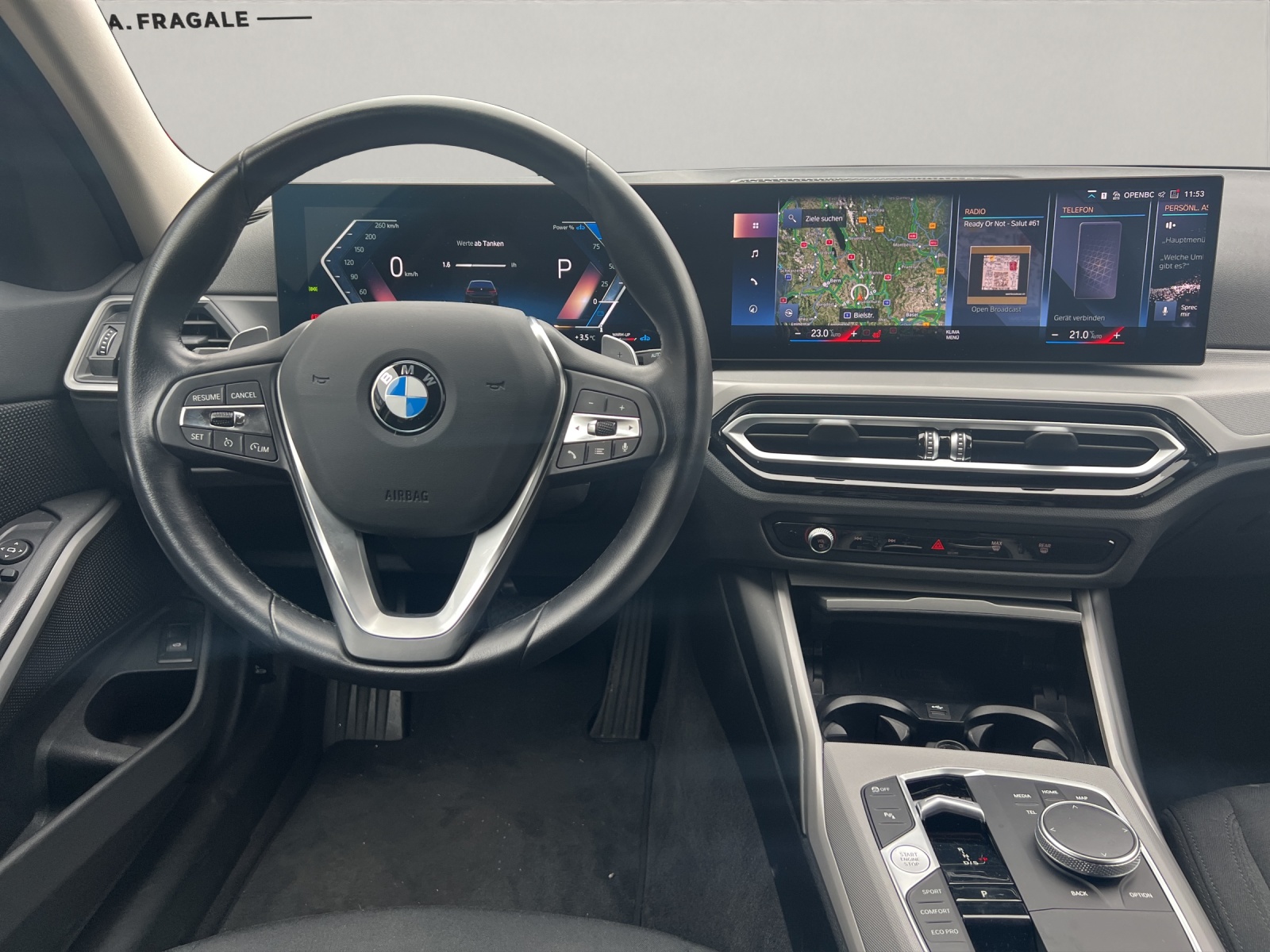 BMW 320d xDrive Touring-image-7