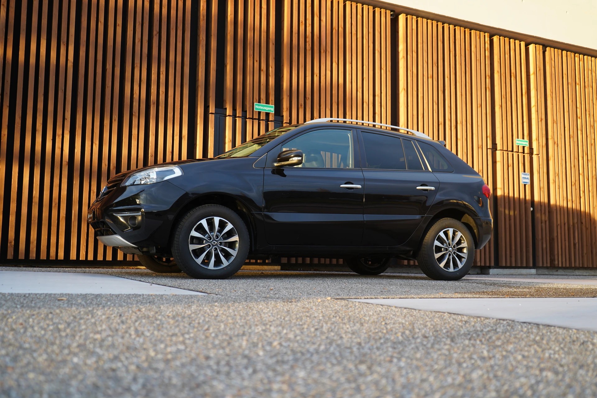 RENAULT KOLEOS 2.0 dCi DYNAMIQUE 4x4 AUTOMATIC l 150 PS-image-6