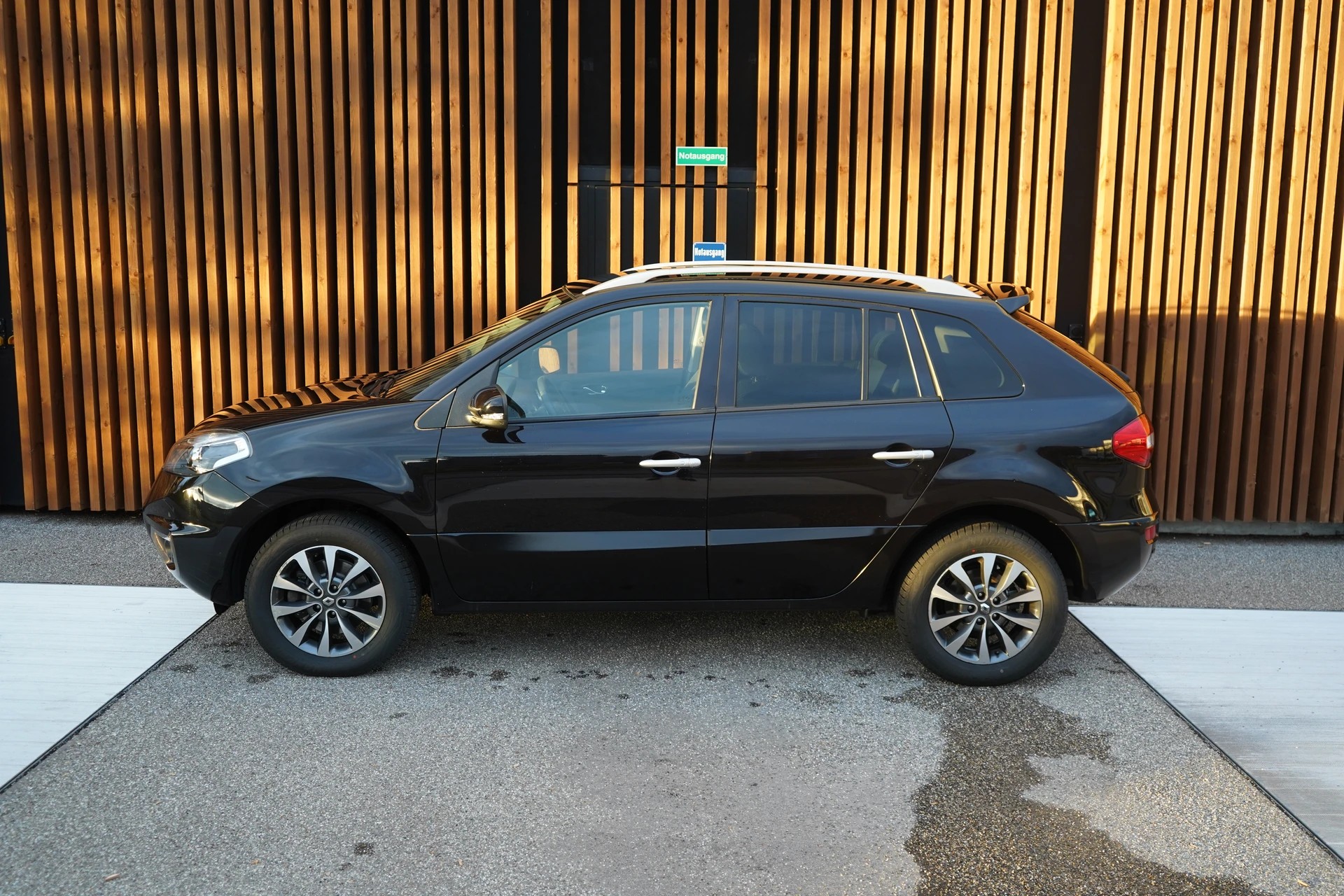 RENAULT KOLEOS 2.0 dCi DYNAMIQUE 4x4 AUTOMATIC l 150 PS-image-5