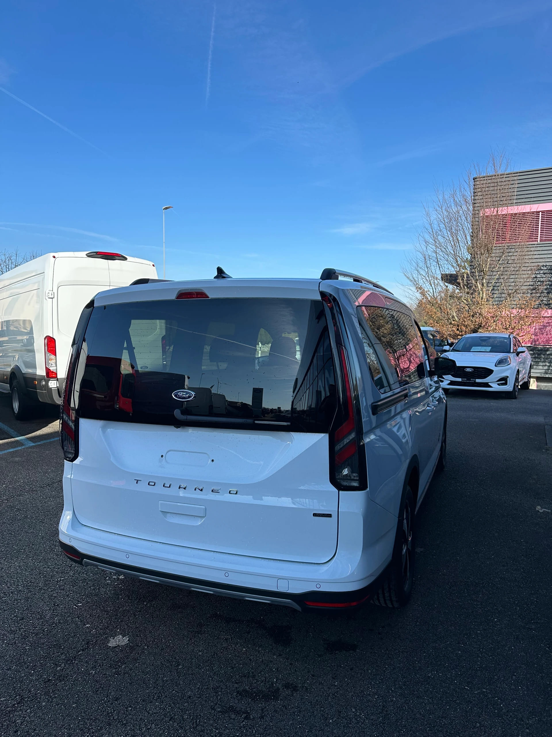 FORD TOURNEO CONNECT Grand 1.5 EcoB Active/PHEV/Aut.-image-6