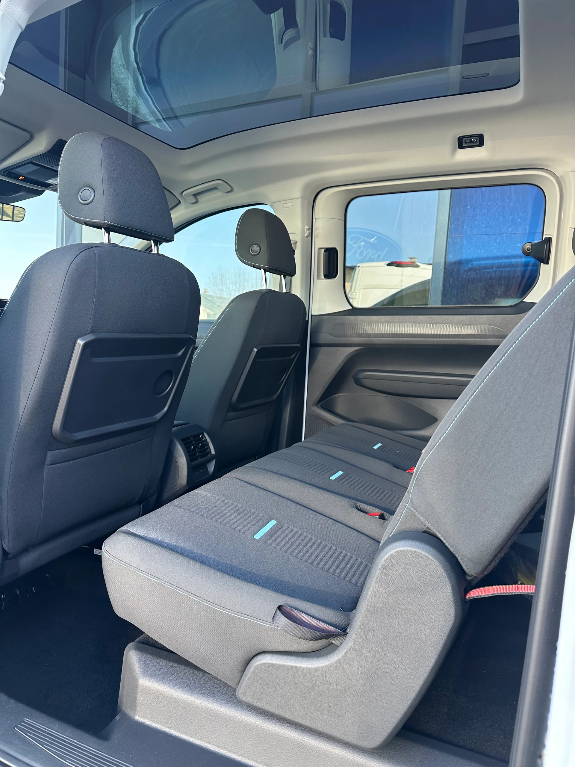 FORD TOURNEO CONNECT Grand 1.5 EcoB Active/PHEV/Aut.-image-12