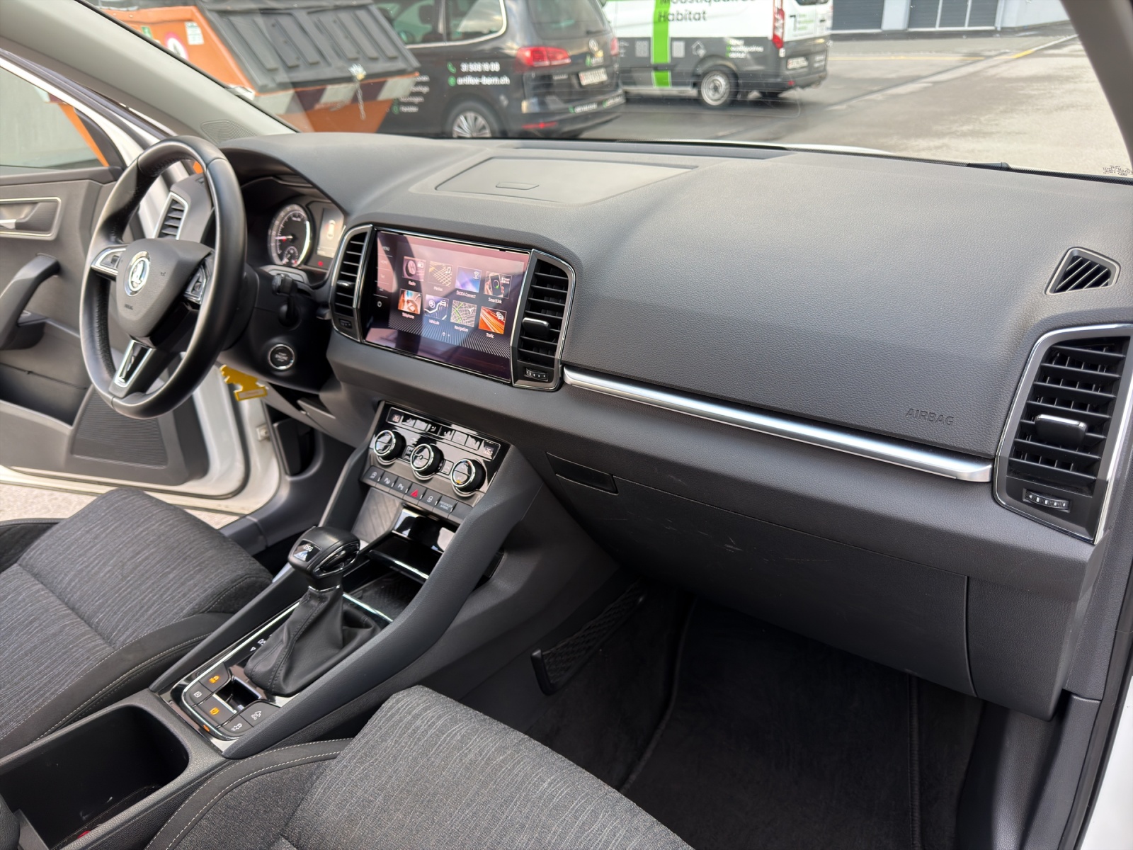 SKODA Karoq 2.0 TDI CR Style 4x4 DSG-image-24