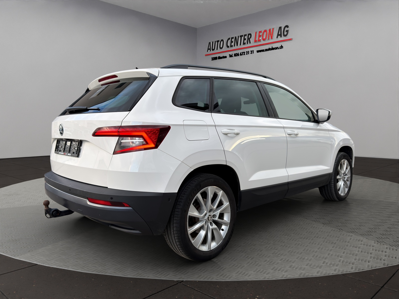 SKODA Karoq 2.0 TDI CR Style 4x4 DSG-image-5