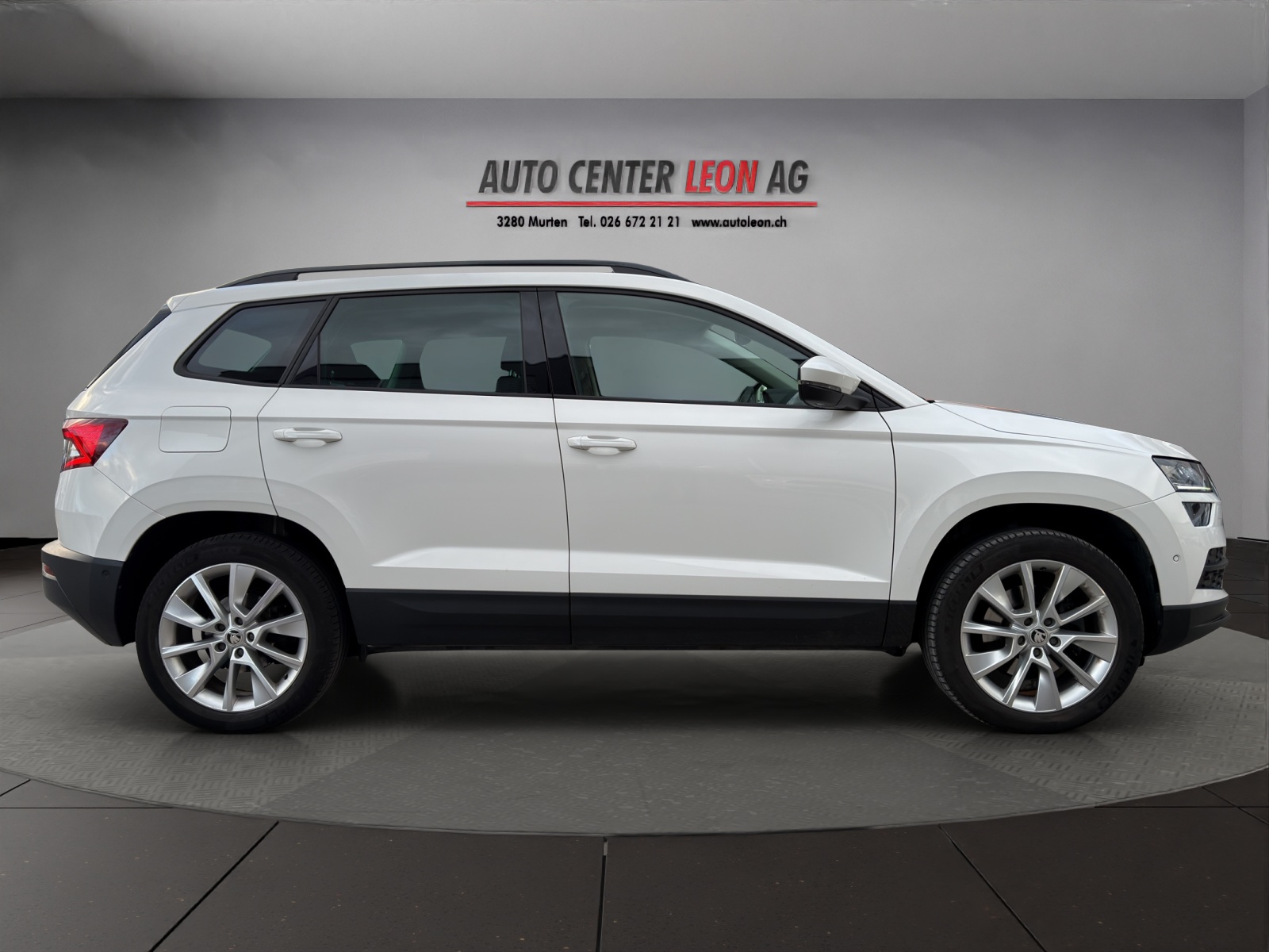 SKODA Karoq 2.0 TDI CR Style 4x4 DSG-image-6
