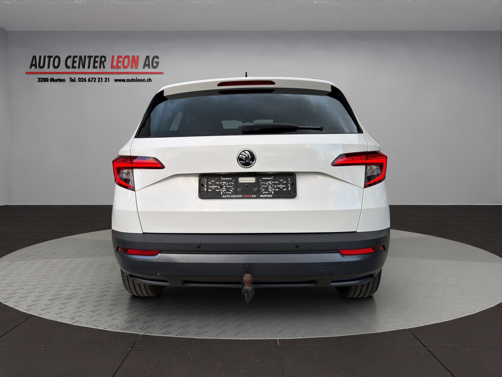 SKODA Karoq 2.0 TDI CR Style 4x4 DSG-image-4