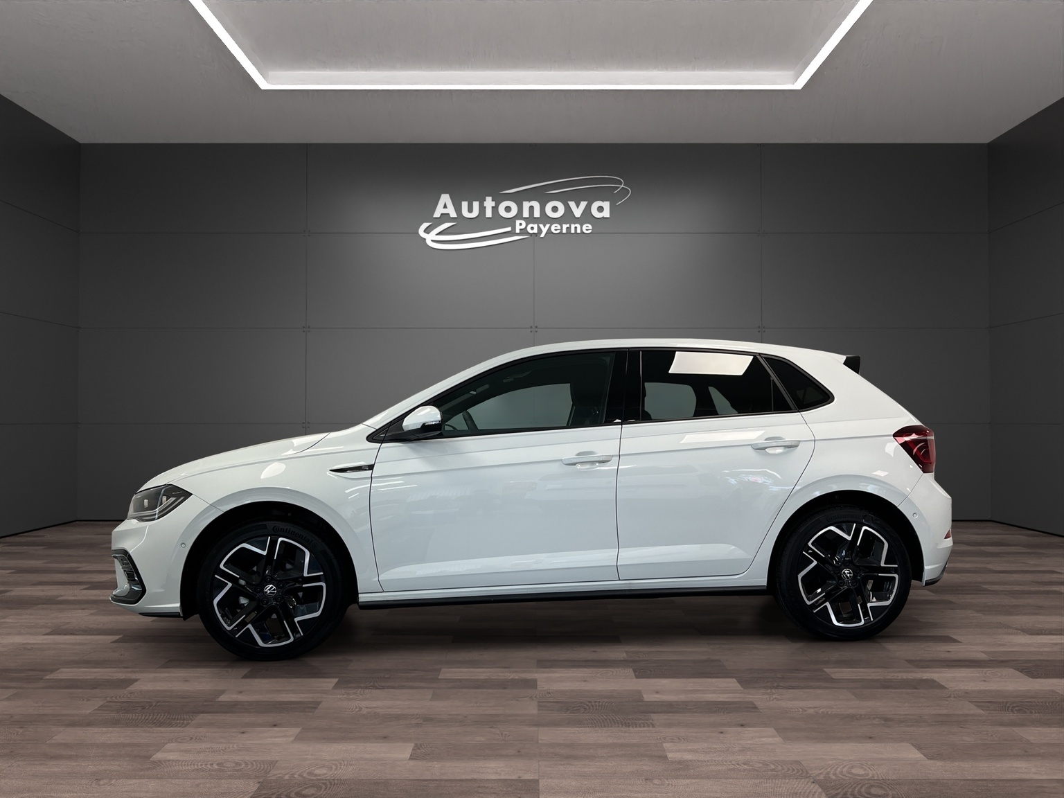VW Polo 1.0 TSI R-Line DSG-image-2