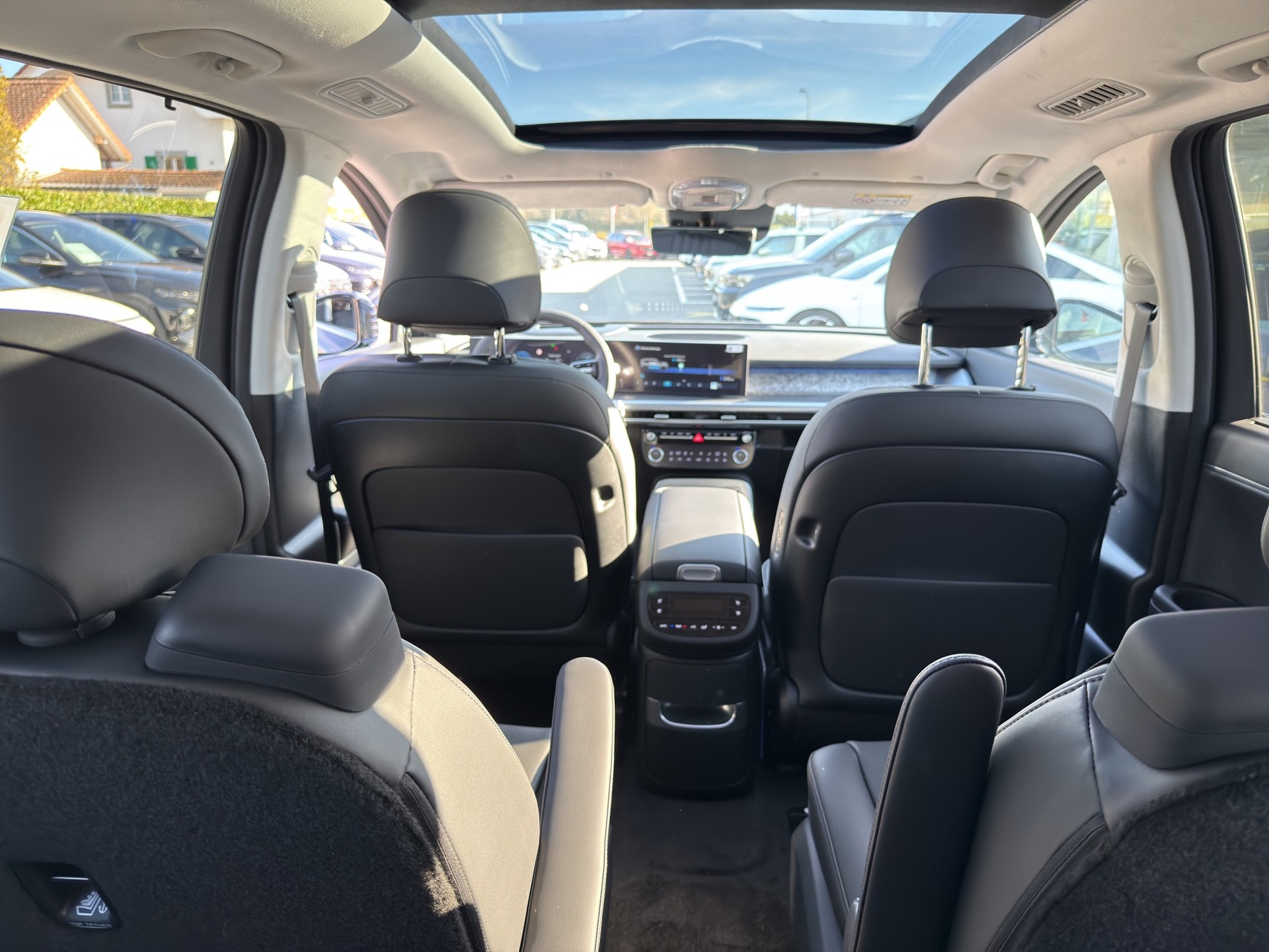 HYUNDAI IONIQ 9 Vertex Calligraphy 110kWh 4WD-image-19