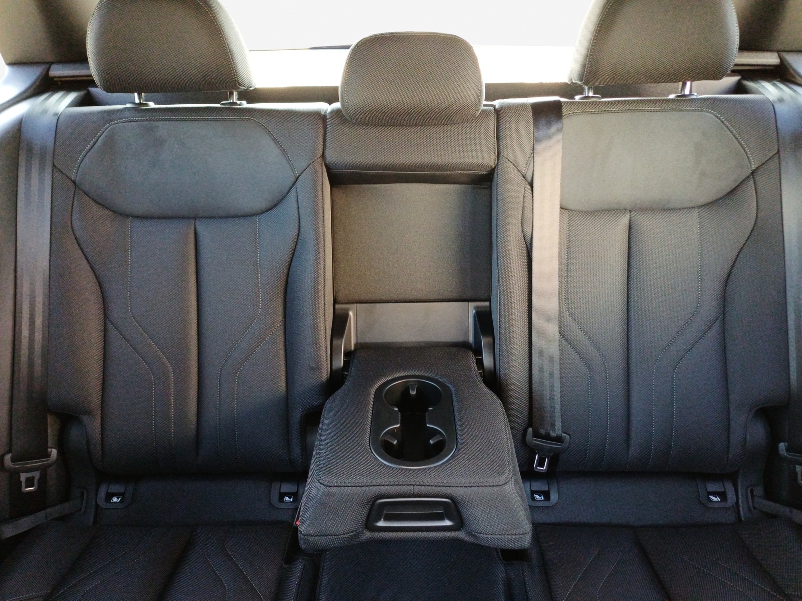 AUDI Q3 SUV 110 kW TFSI S tronic-image-11