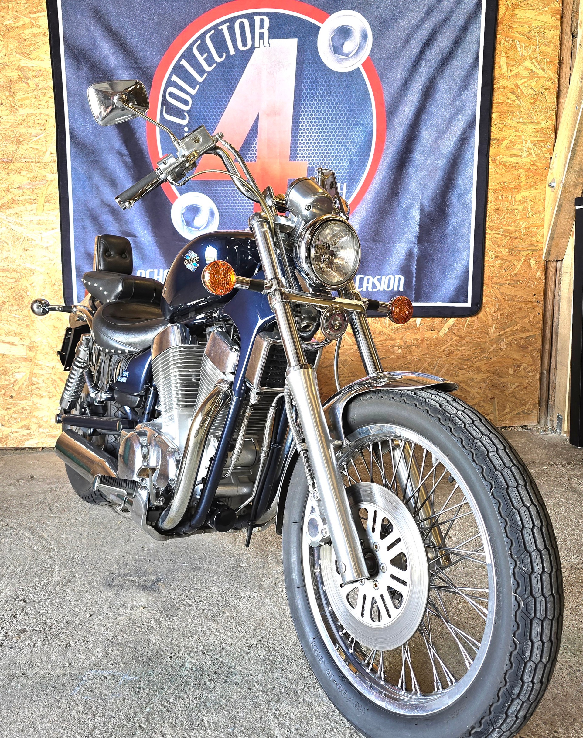 SUZUKI Intruder