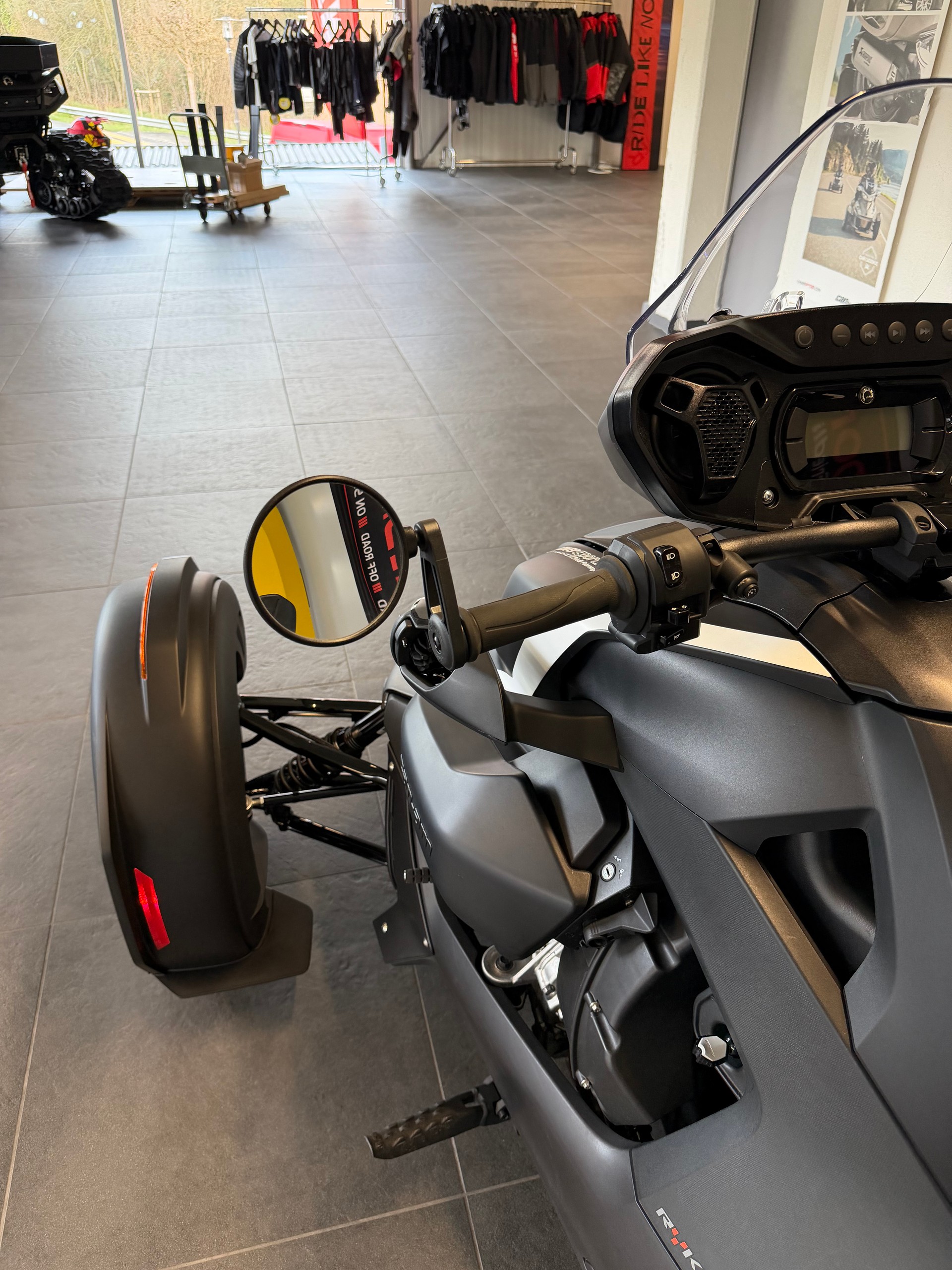 CAN-AM Ryker Sport Ace 900-image-14