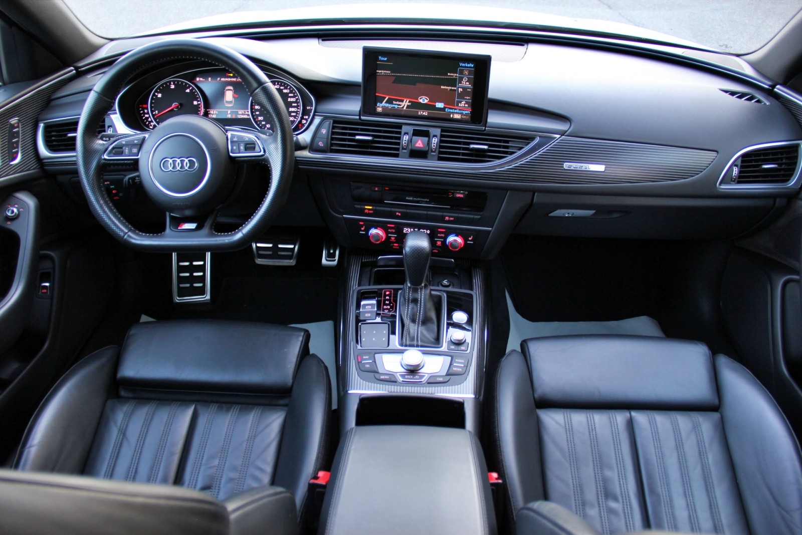 AUDI A6 Avant S-Line 3.0 BiTDI V6 qu. competition-image-10