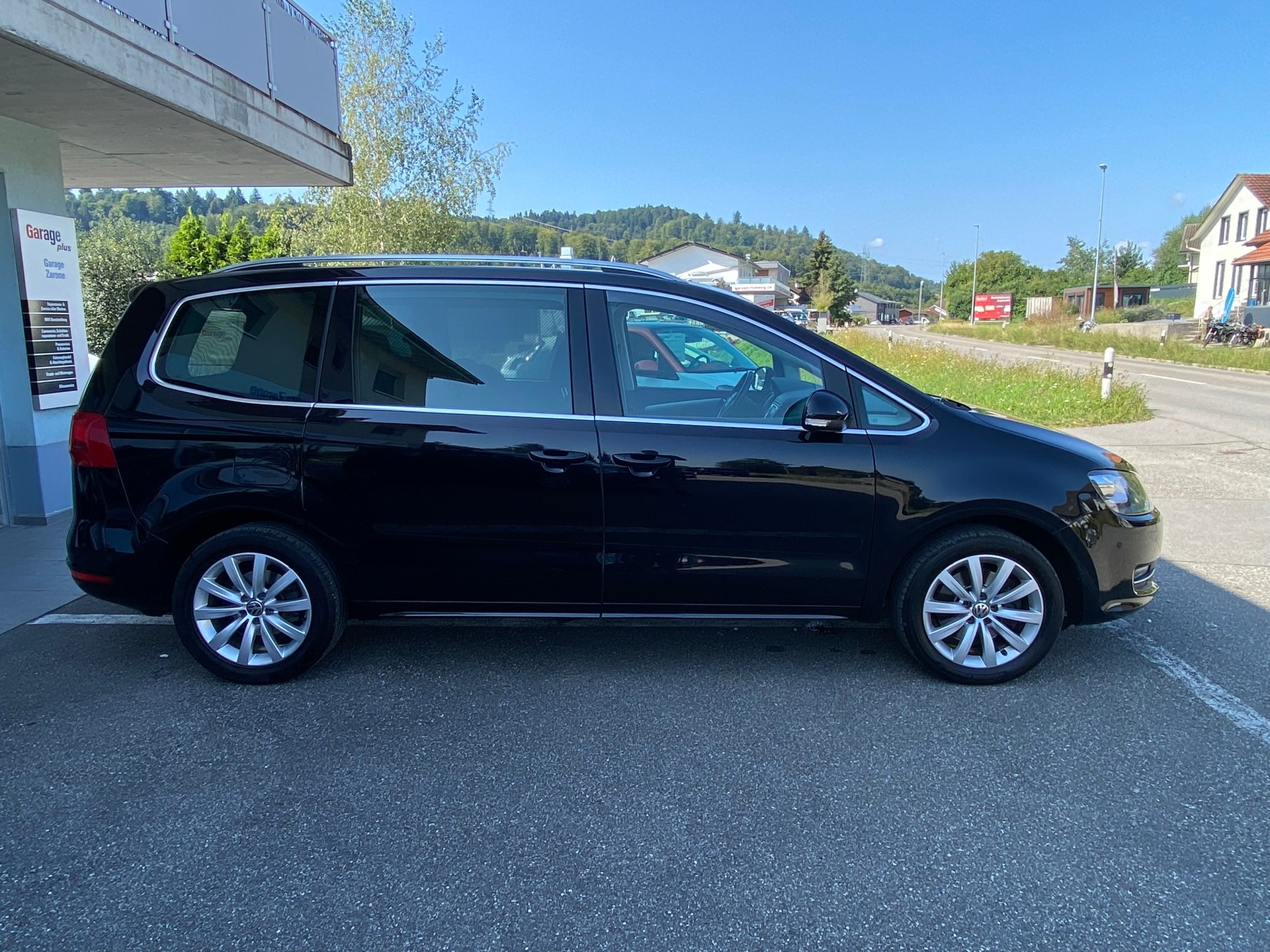 VW Sharan 2.0 TSI Highline DSG-image-1