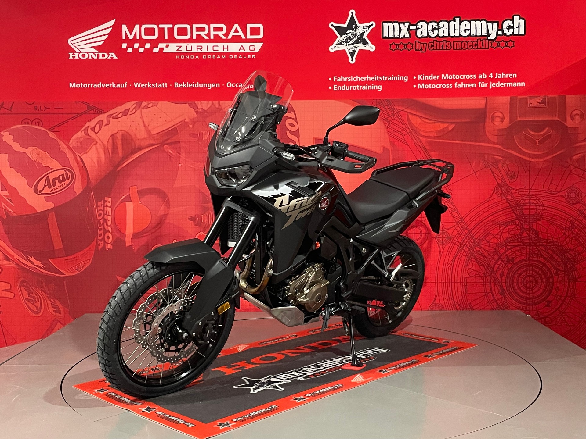 HONDA CRF1100L Africa Twin DCT **Modell 2026**Schwarz**Neufahrzeug**-image-5