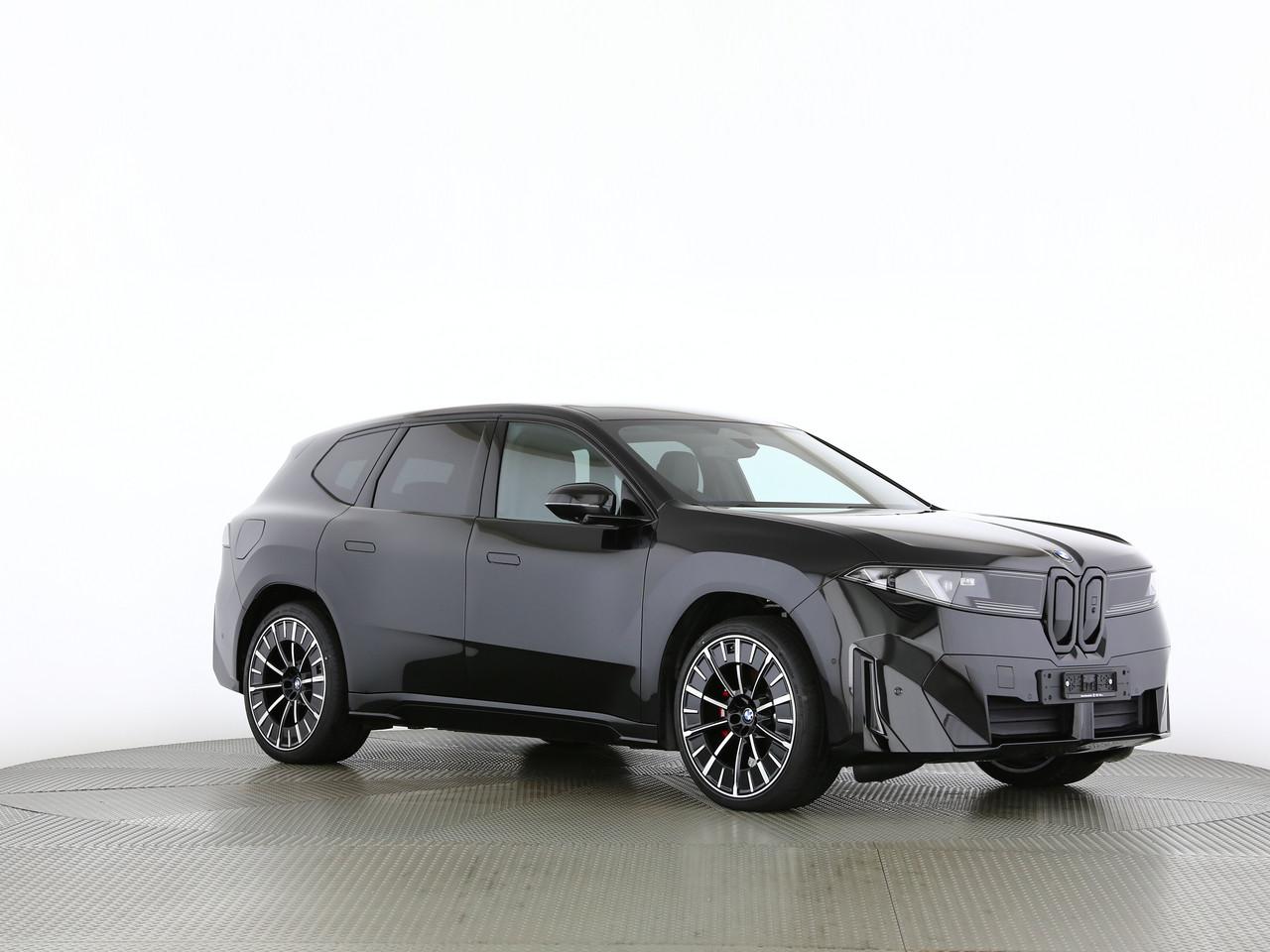 BMW iX3 50 xDrive-image-17