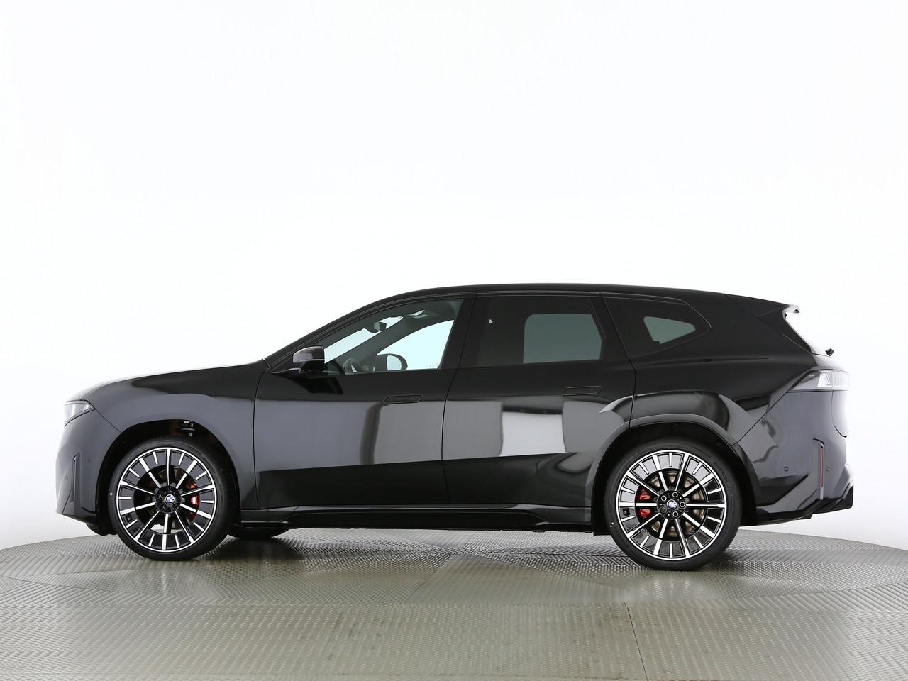 BMW iX3 50 xDrive-image-4
