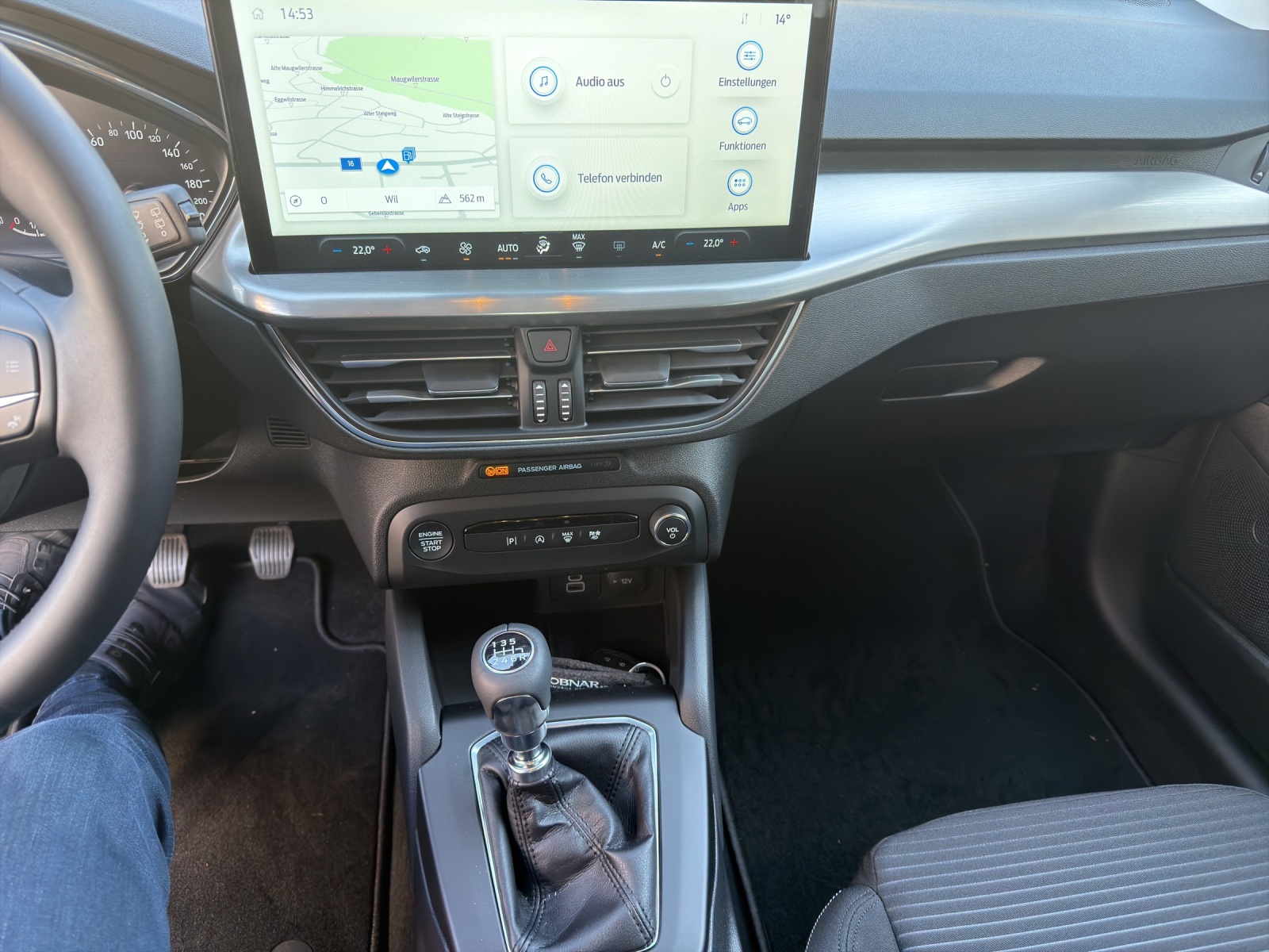 FORD Focus 1.0i EcoB Hybrid 125 Titanium-image-12