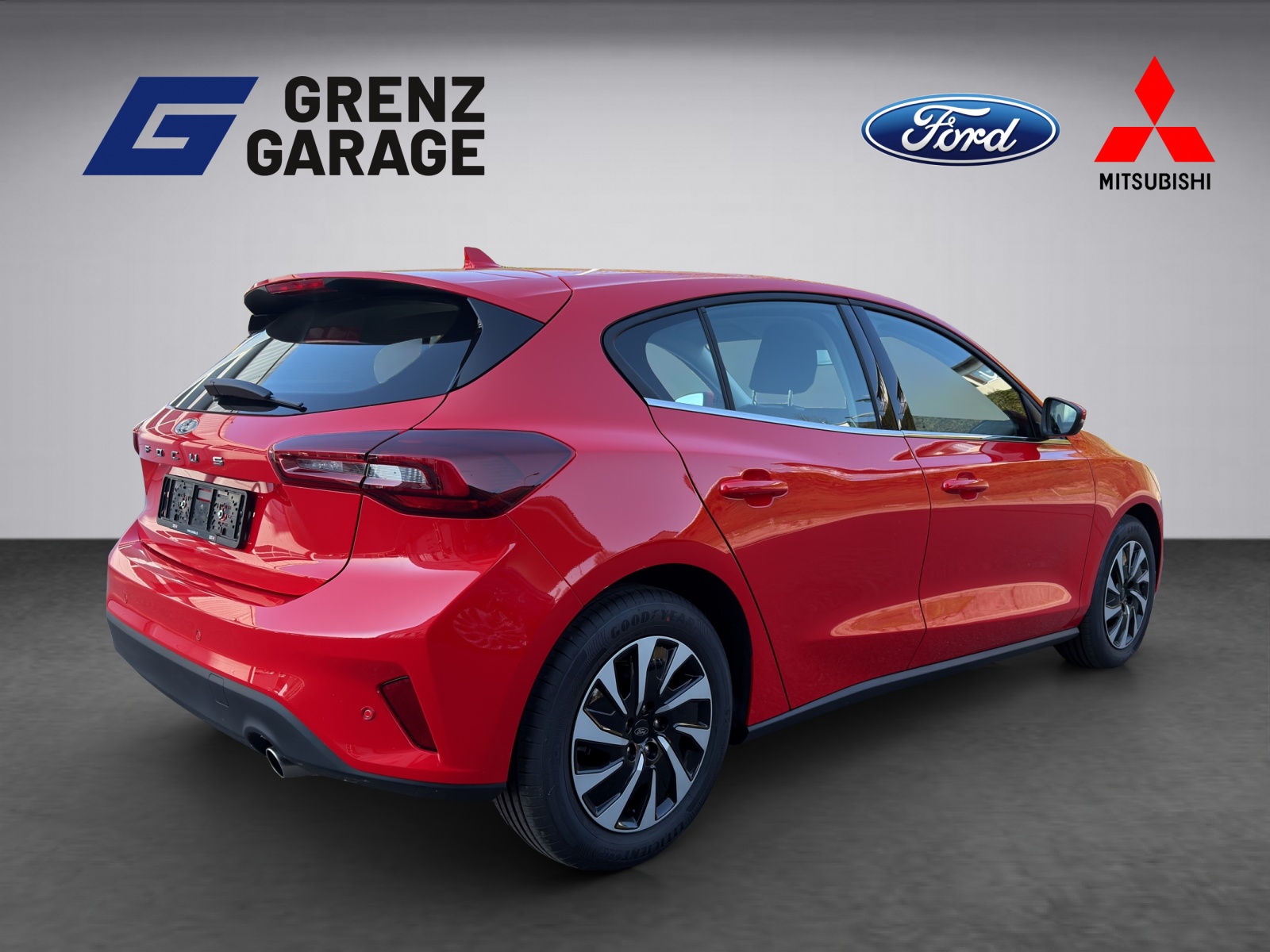 FORD Focus 1.0i EcoB Hybrid 125 Titanium-image-5