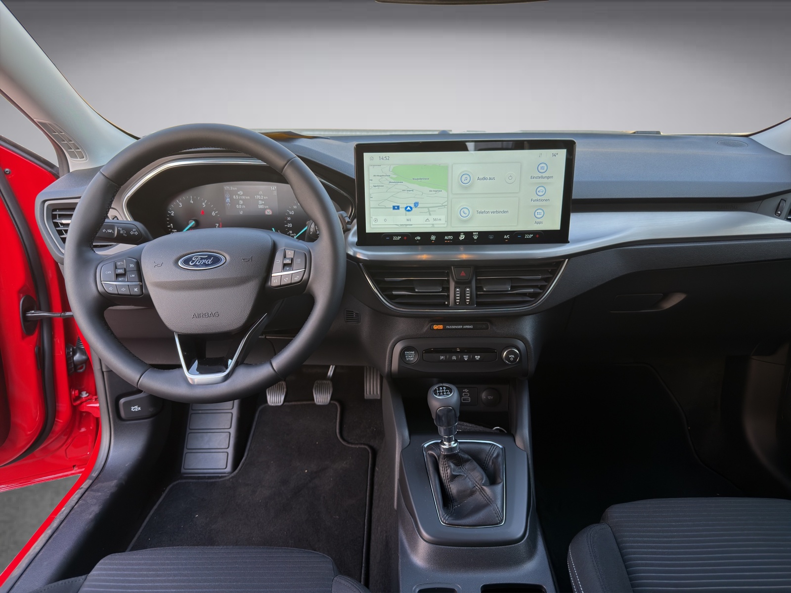 FORD Focus 1.0i EcoB Hybrid 125 Titanium-image-11