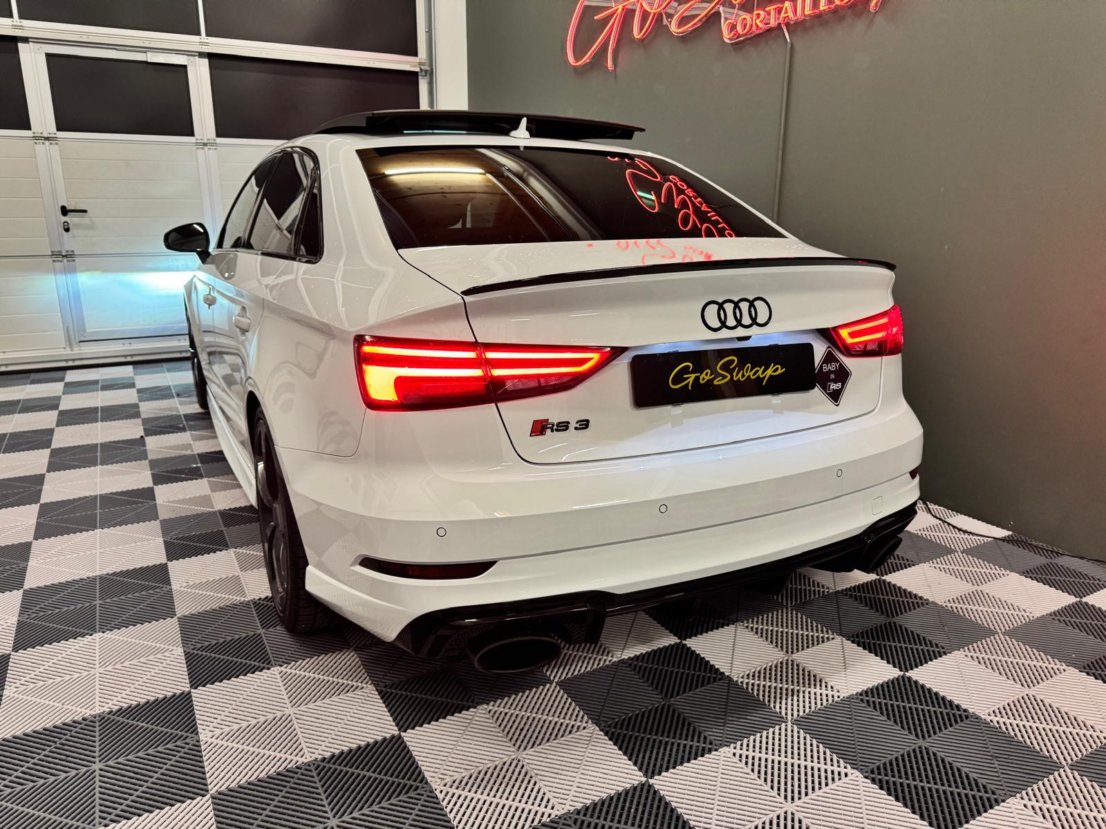 AUDI RS3 Limousine 2.5 TSI quattro S-tronic-image-3