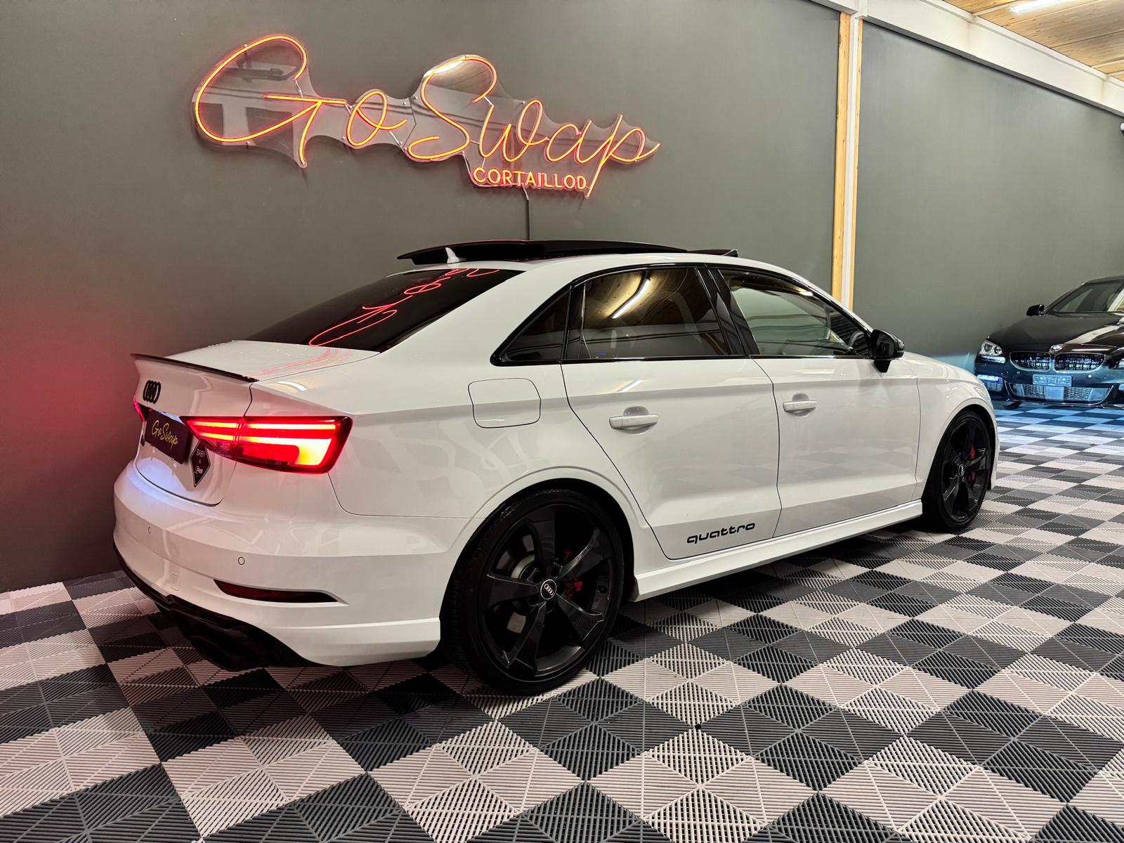 AUDI RS3 Limousine 2.5 TSI quattro S-tronic-image-5