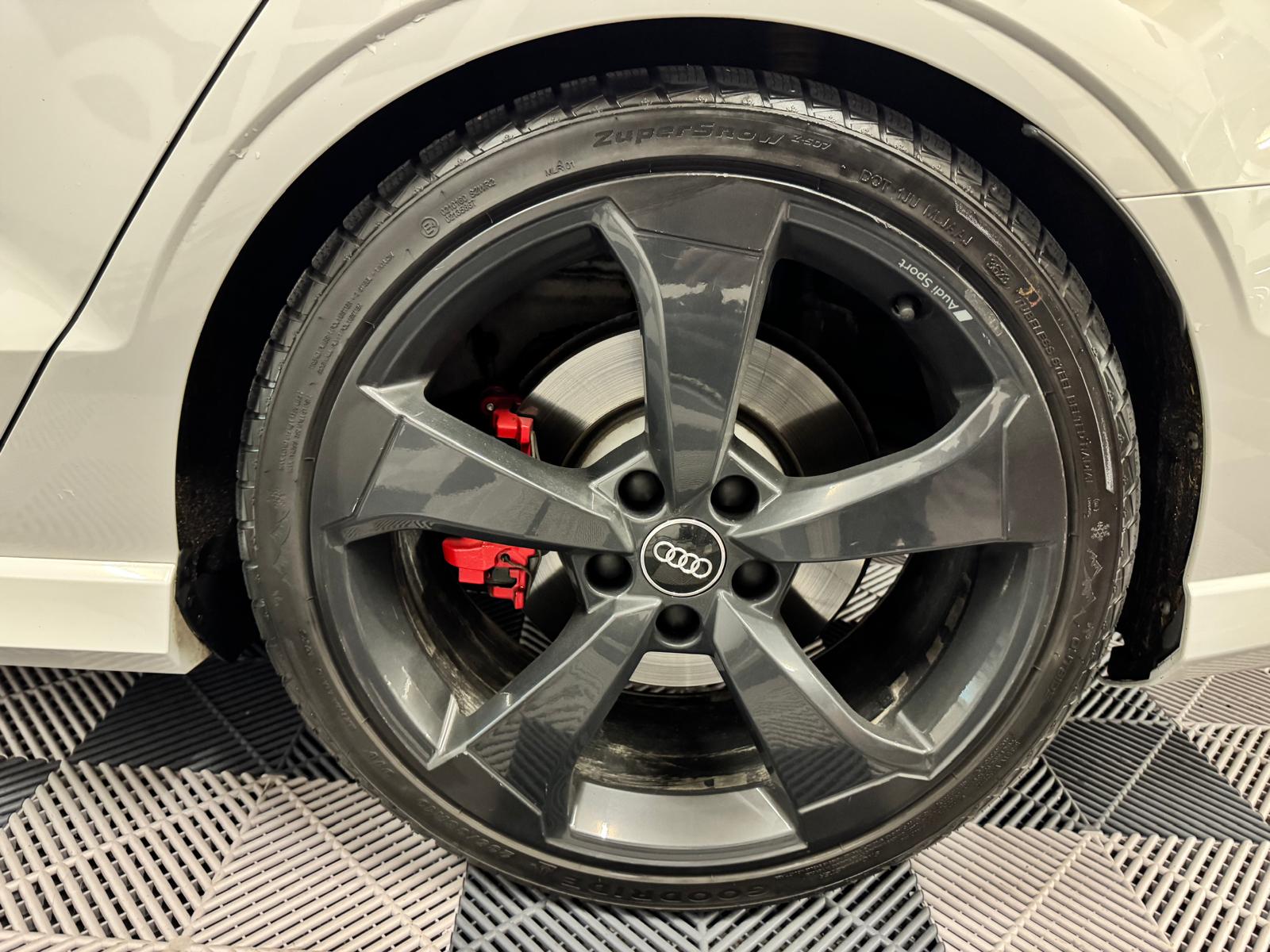 AUDI RS3 Limousine 2.5 TSI quattro S-tronic-image-28