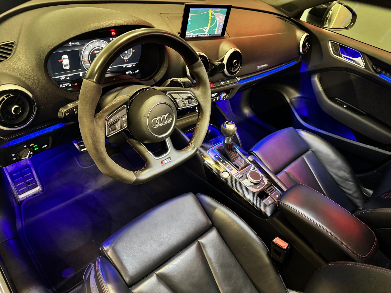 AUDI RS3 Limousine 2.5 TSI quattro S-tronic-image-1