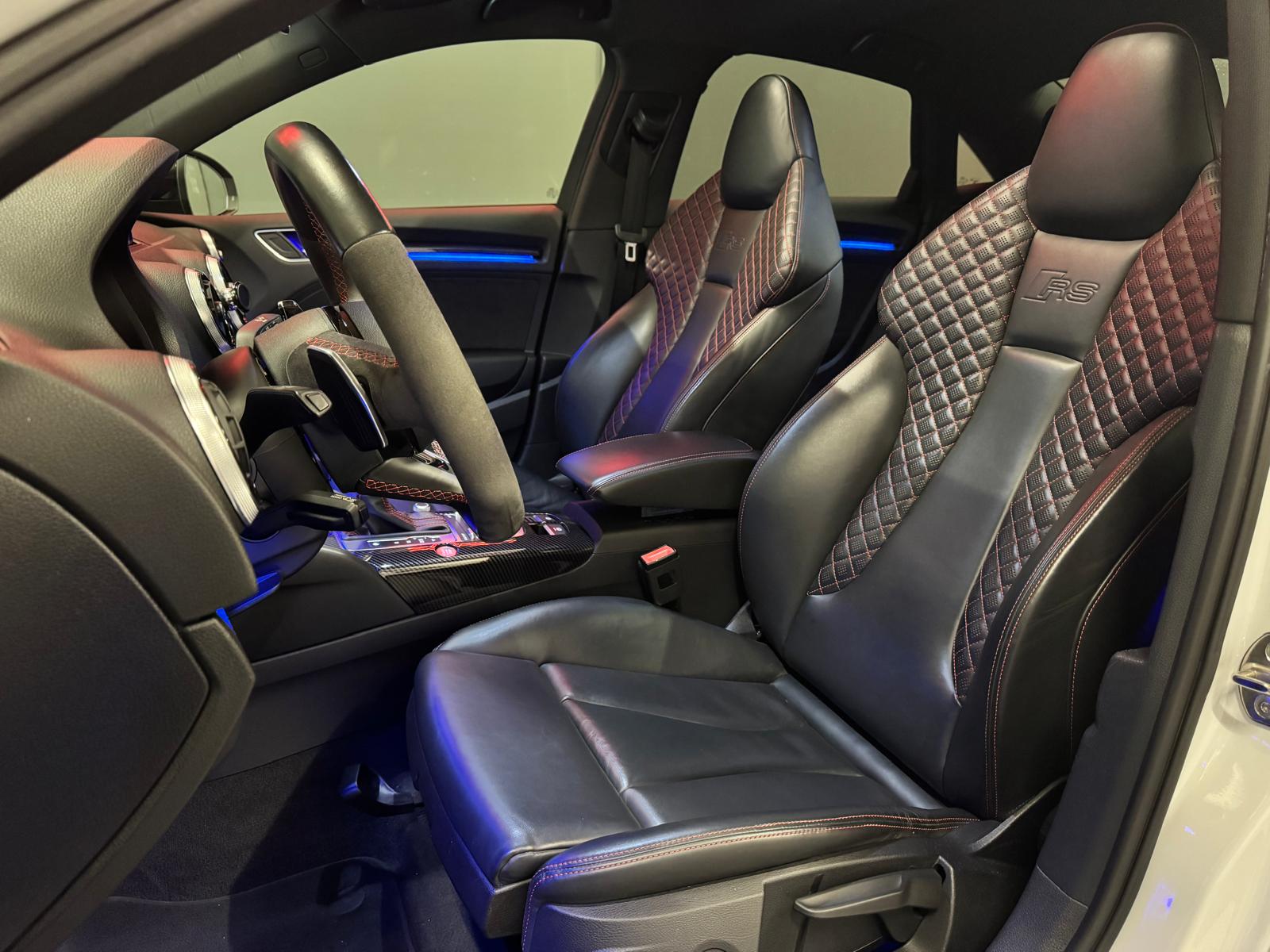 AUDI RS3 Limousine 2.5 TSI quattro S-tronic-image-9