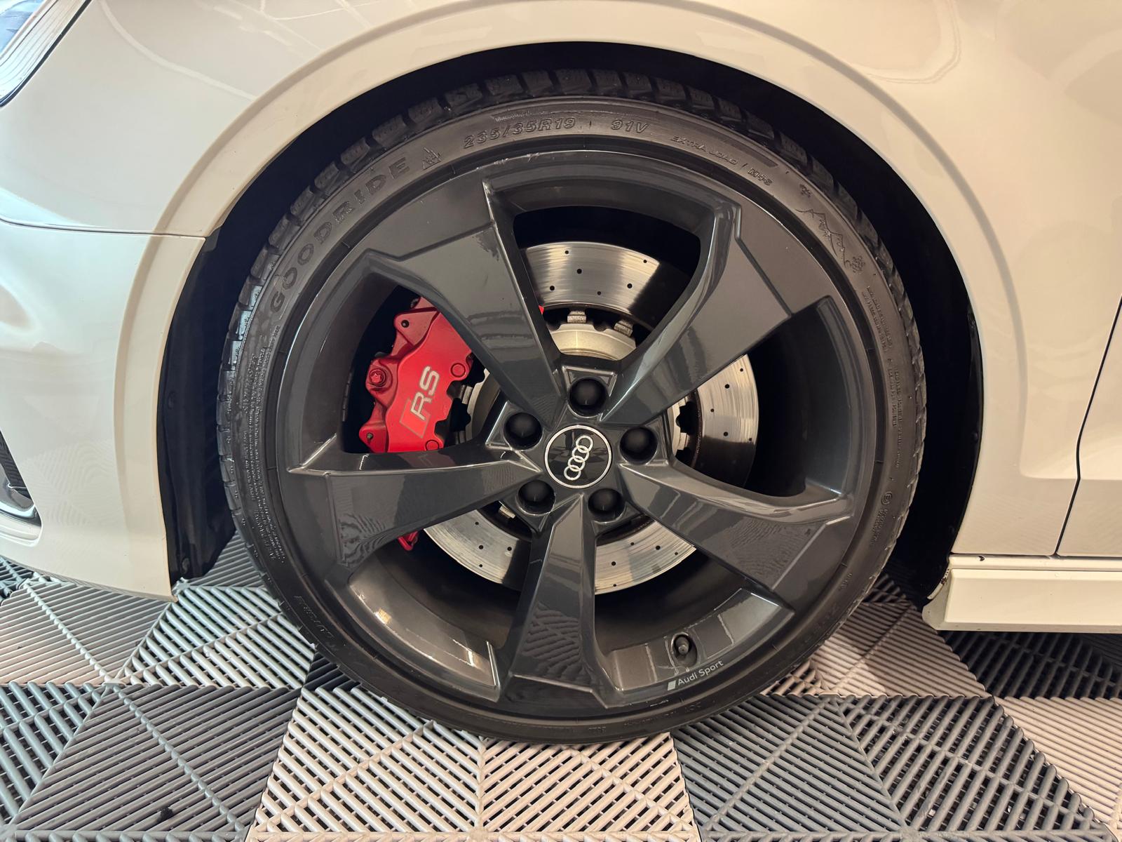AUDI RS3 Limousine 2.5 TSI quattro S-tronic-image-29