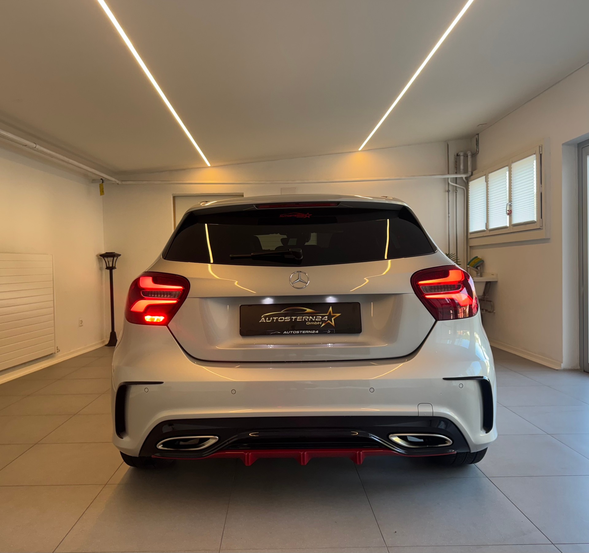 MERCEDES-BENZ A 250 SPORT AMG Line 4Matic 7G-DCT*CH-Fahrzeug*Frisch MFK*-image-3