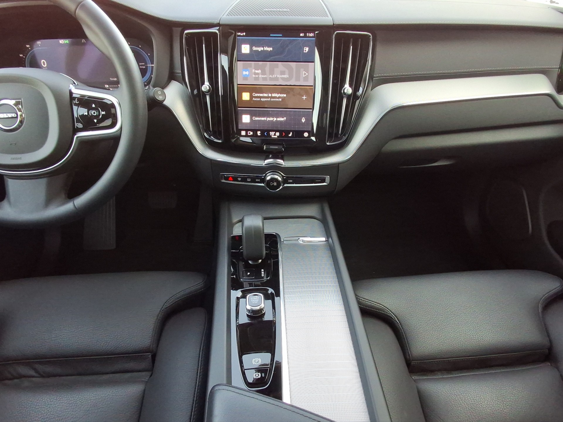 VOLVO XC60 2.0 T6 TE Ultimate Dark eAWD-image-10