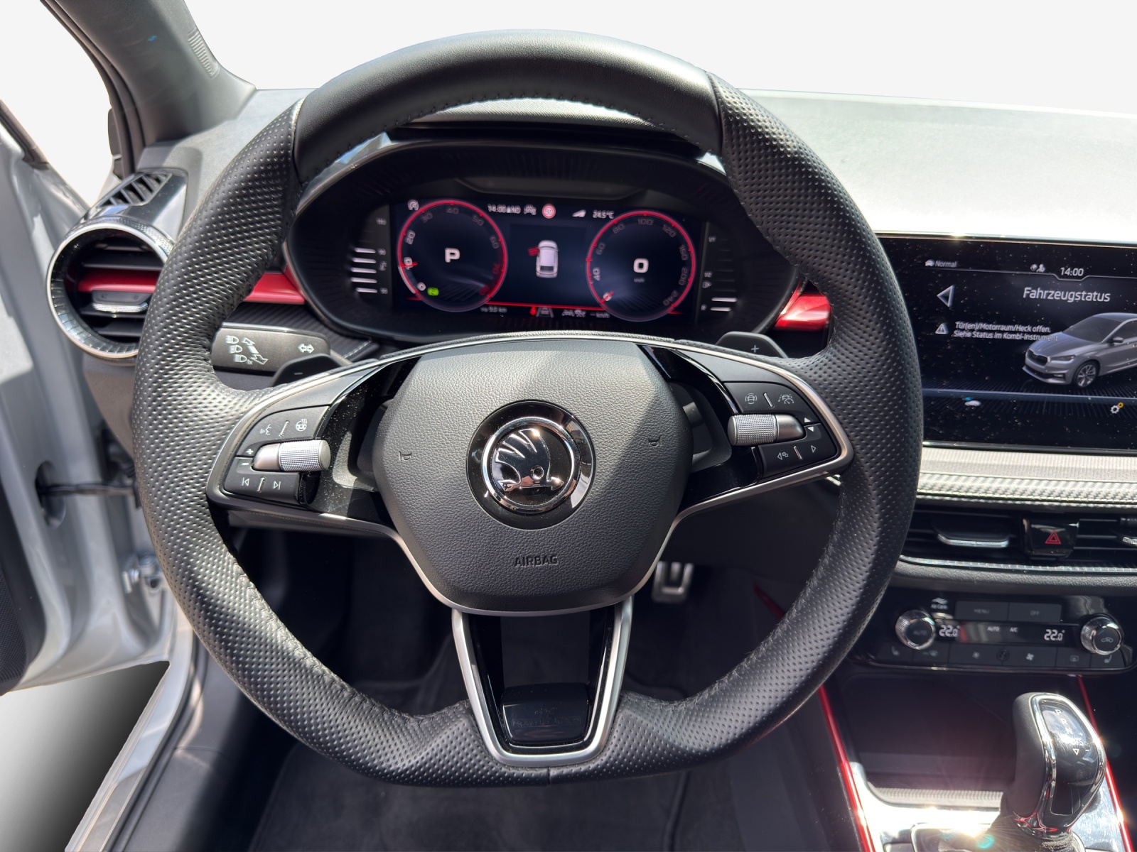 SKODA Fabia 1.5 TSI Monte Carlo DSG-image-9