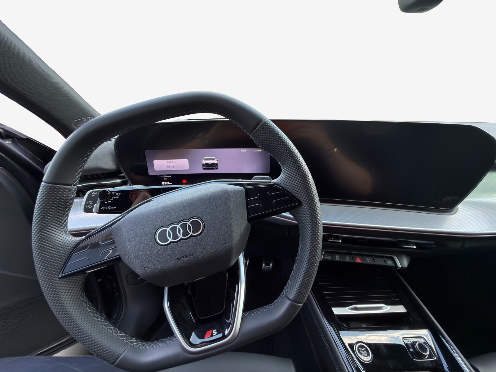 AUDI Q3 SUV 110 kW TFSI S tronic-image-8