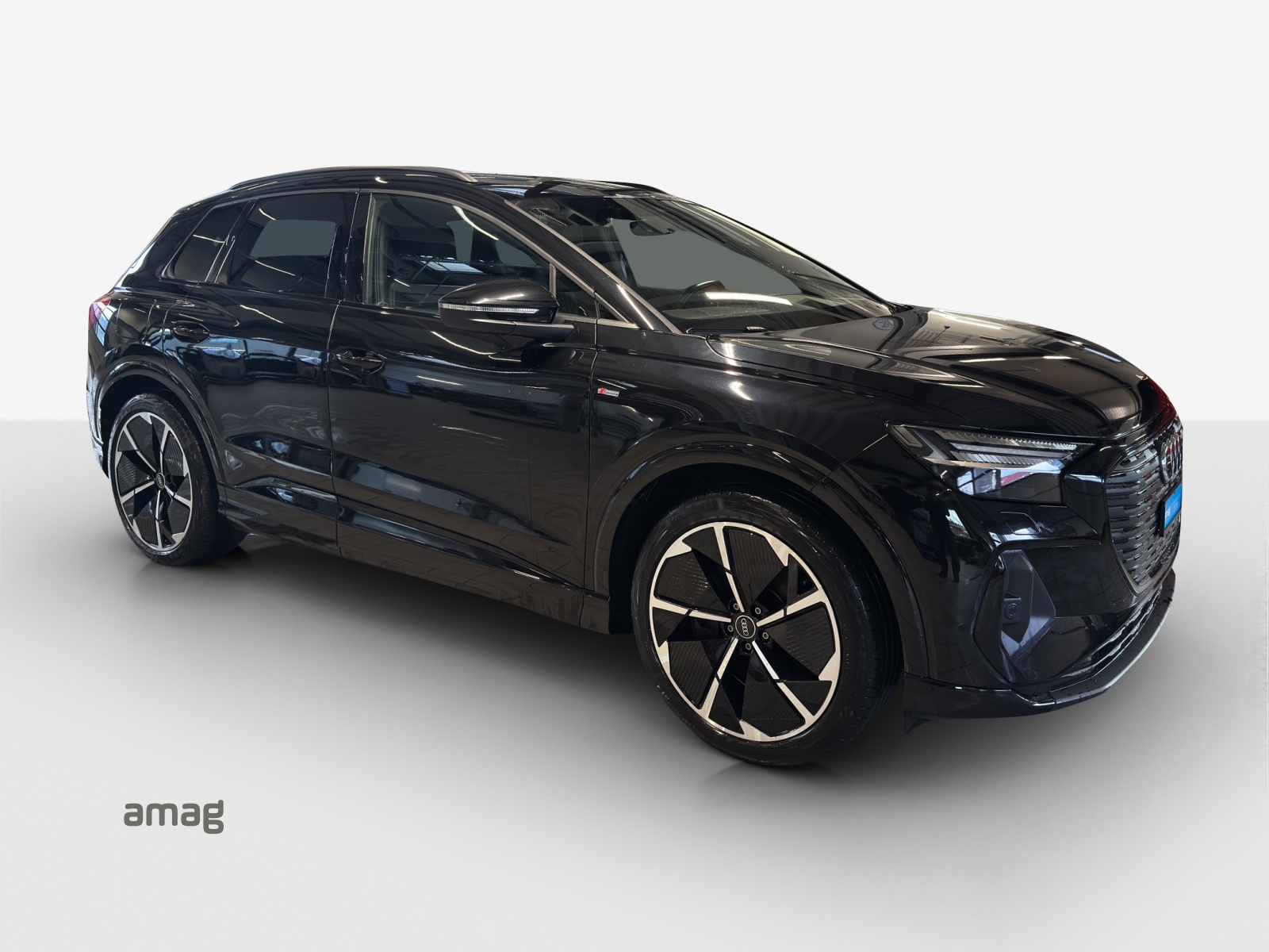 AUDI Q4 e-tron 50 quattro-image-5