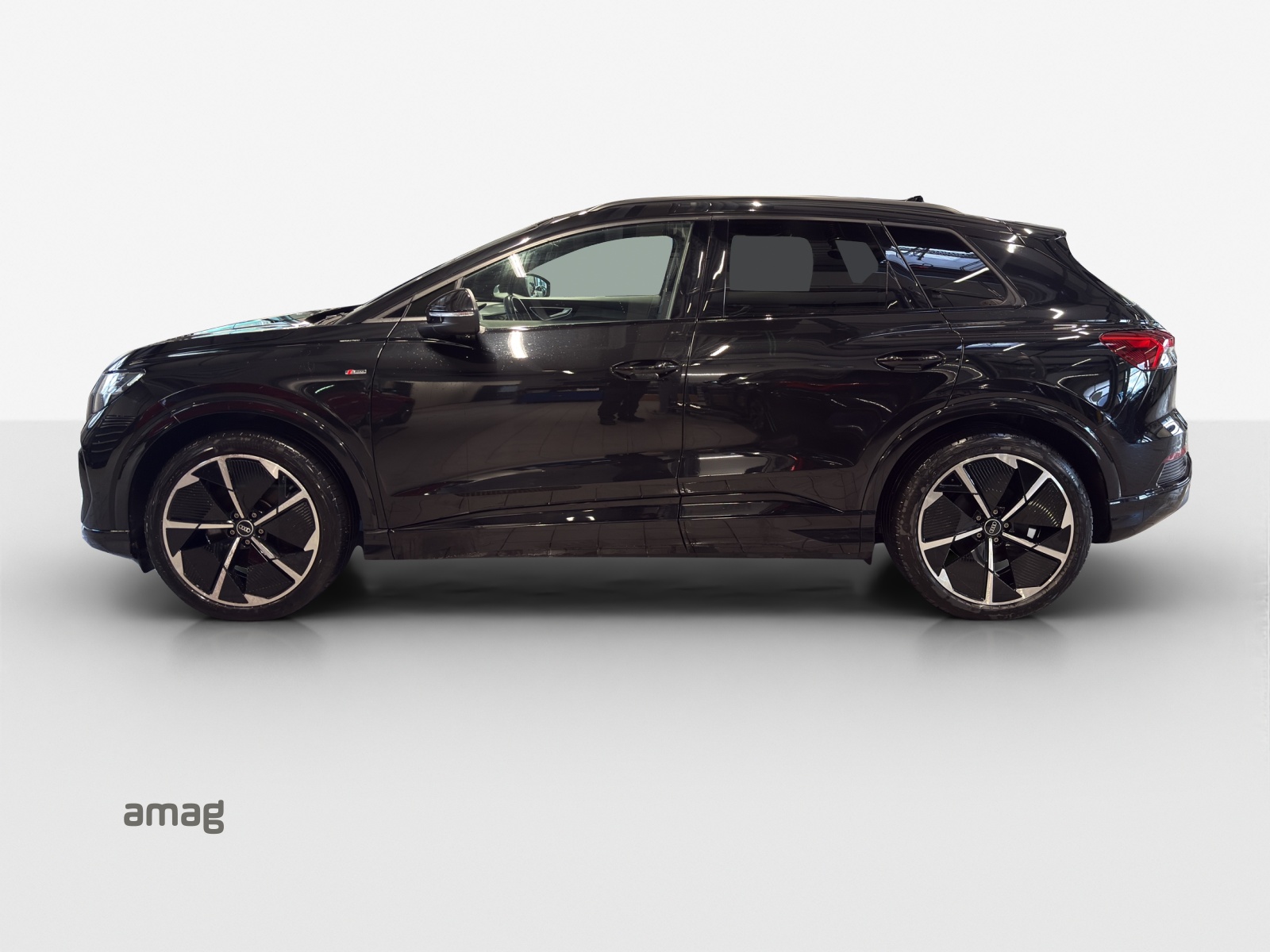 AUDI Q4 e-tron 50 quattro-image-1