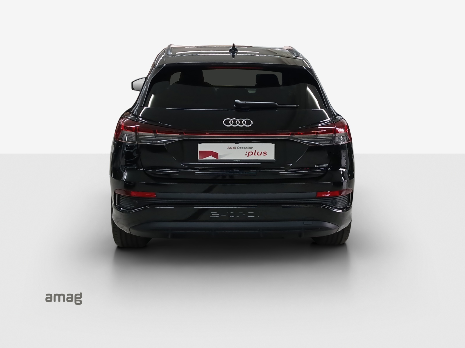 AUDI Q4 e-tron 50 quattro-image-3