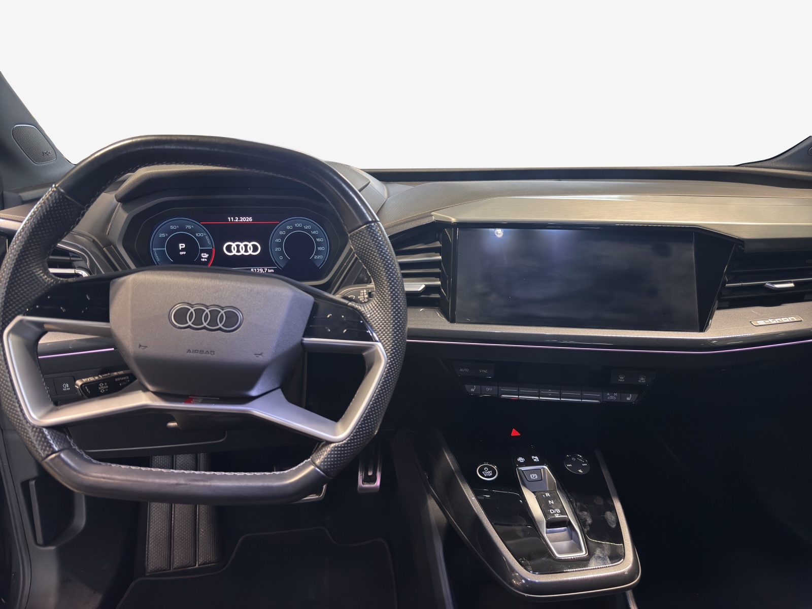 AUDI Q4 e-tron 50 quattro-image-8
