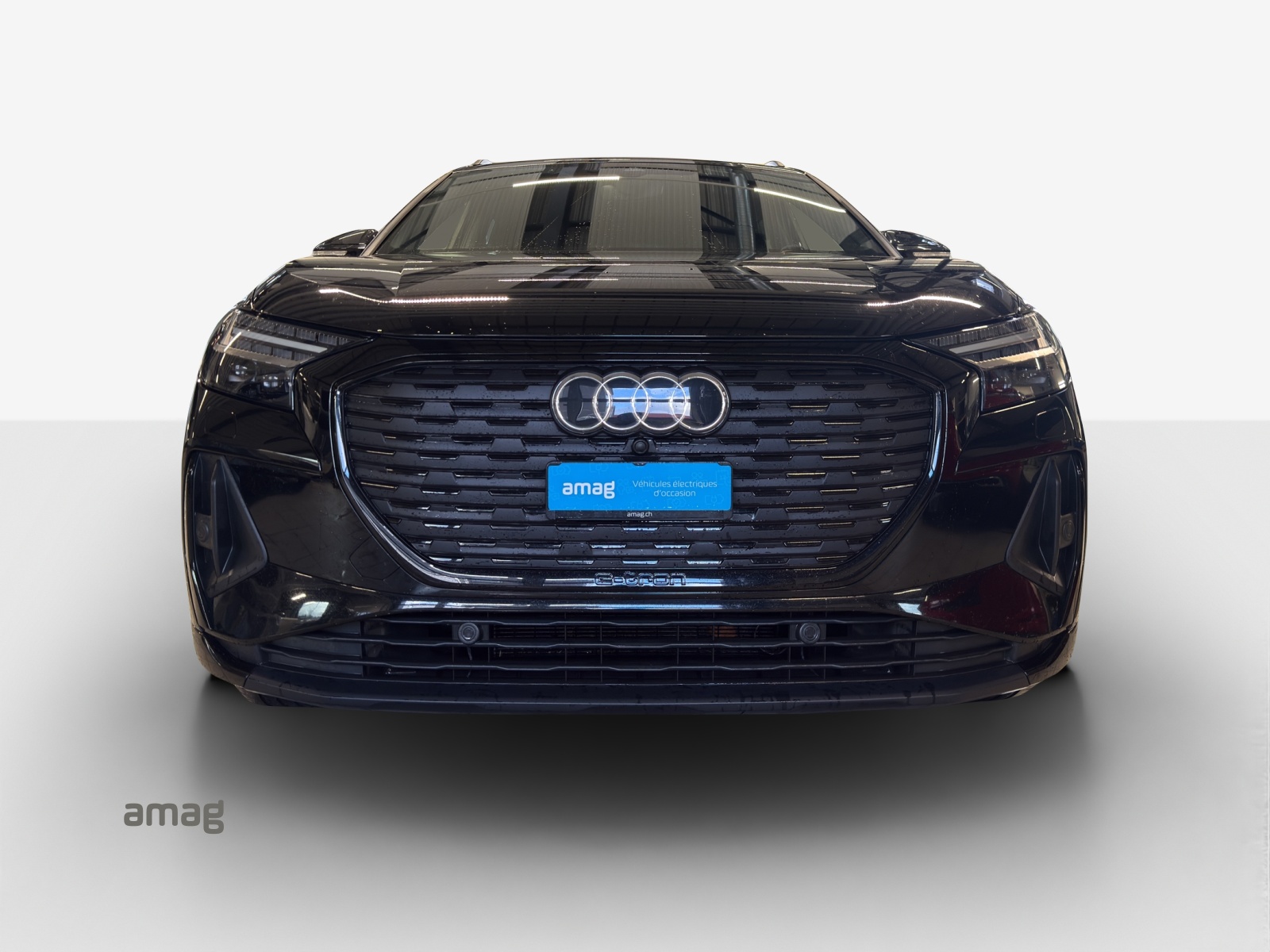 AUDI Q4 e-tron 50 quattro-image-6