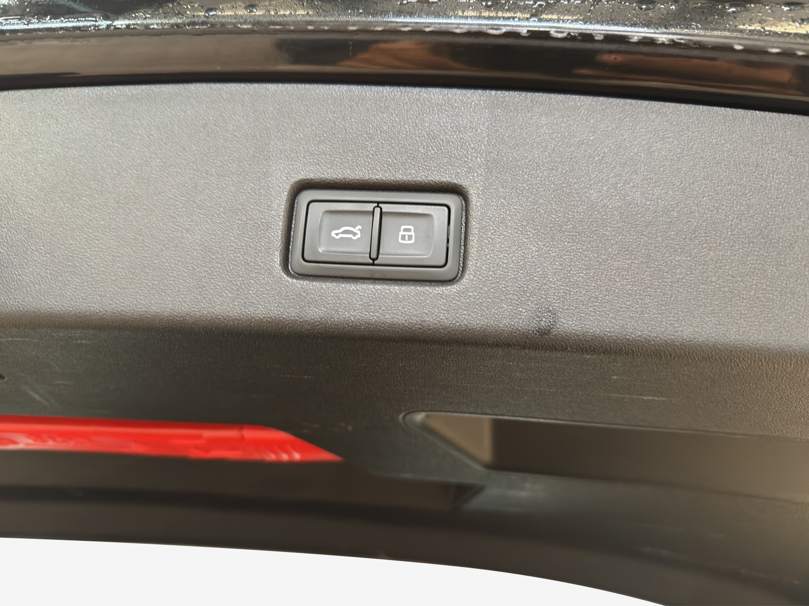 AUDI Q4 e-tron 50 quattro-image-13