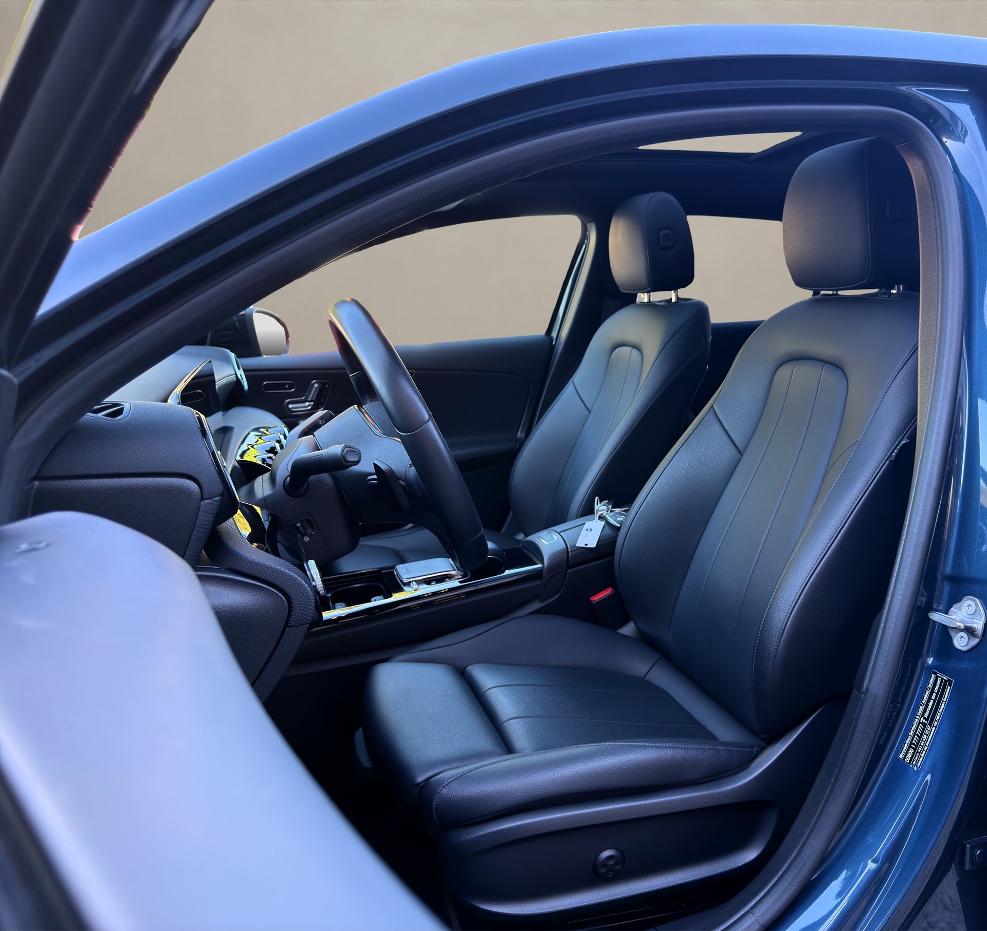 MERCEDES-BENZ A 180 Progressive 7G-DCT ✅CH-Fahrzeug & Gratisservice✅-image-8