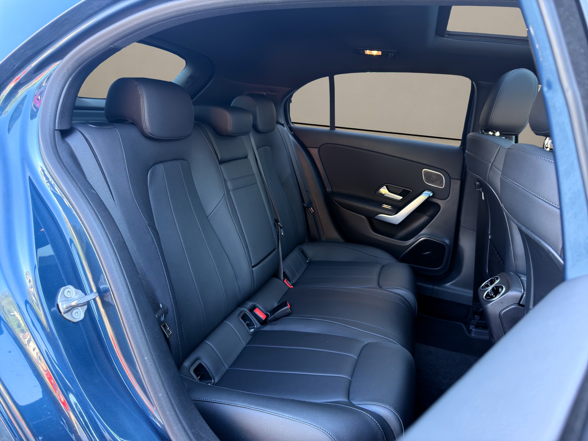 MERCEDES-BENZ A 180 Progressive 7G-DCT ✅CH-Fahrzeug & Gratisservice✅-image-14
