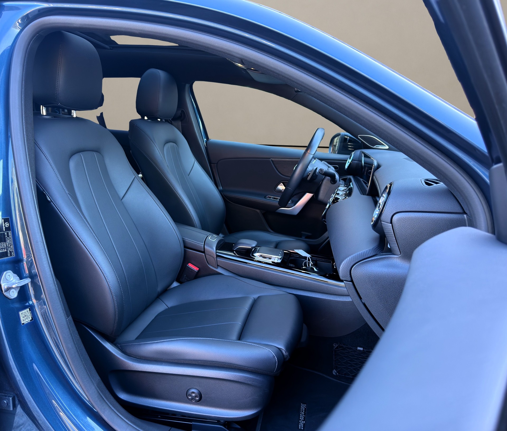 MERCEDES-BENZ A 180 Progressive 7G-DCT ✅CH-Fahrzeug & Gratisservice✅-image-9