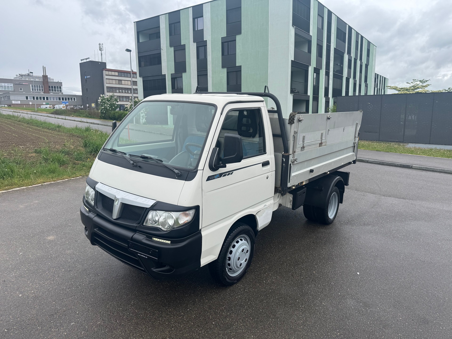PIAGGIO Maxxi 1.3i kurz/court/corto-image-4