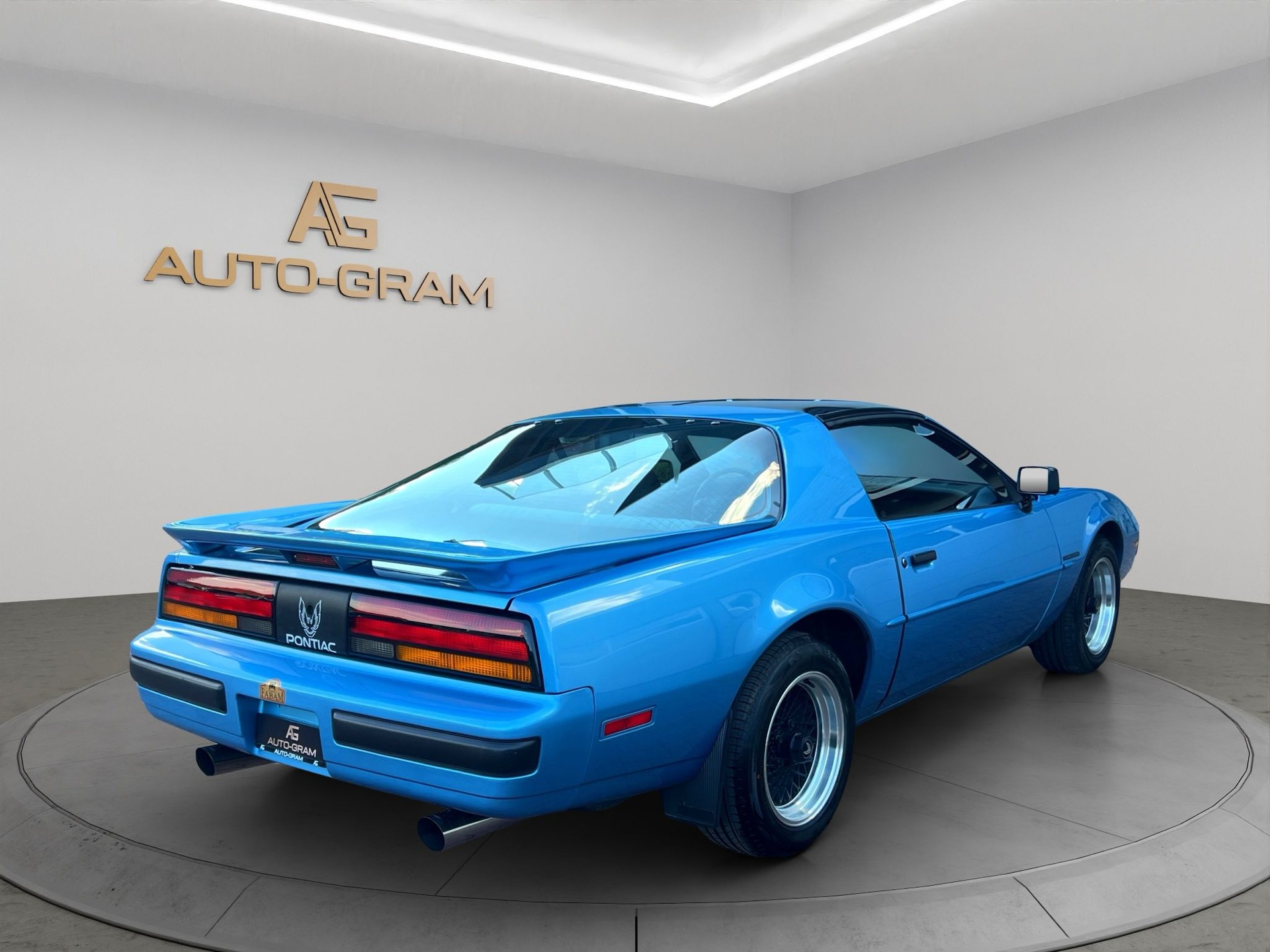PONTIAC Firebird 5.0 V8-image-4