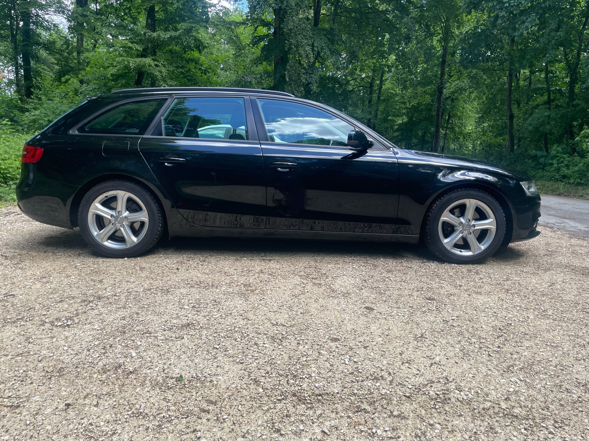 AUDI A4 Avant 2.0 TDI quattro S-tronic-image-4