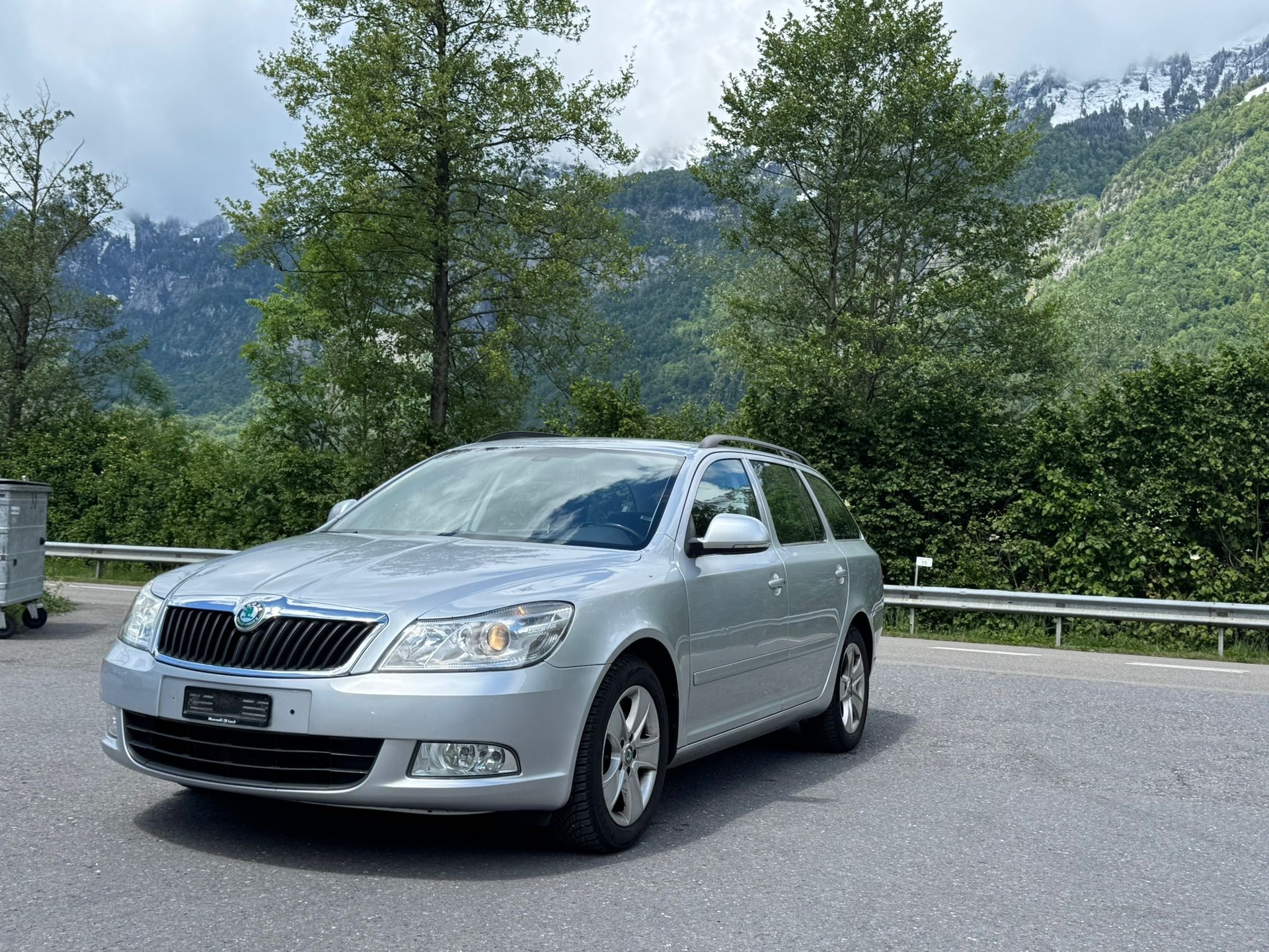 SKODA Octavia Combi 2.0 TDI Swiss Adventure 4x4 DSG-image-1