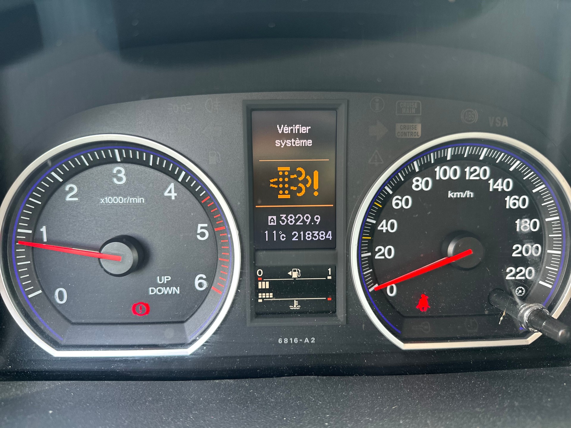 HONDA CR-V 2.2 i-DTEC 4WD Executive-image-11